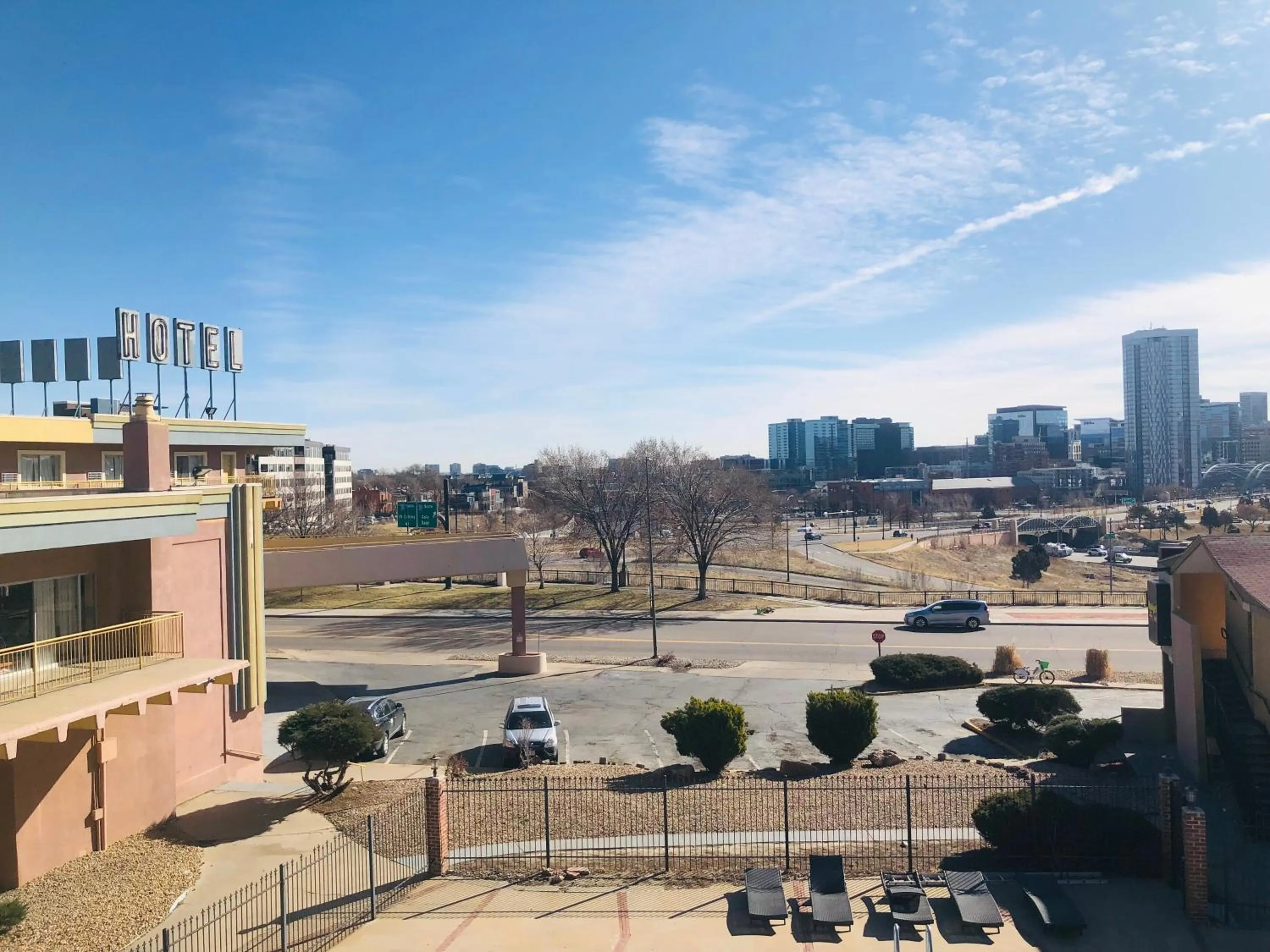 Property building in Budget Inn Denver Downtown