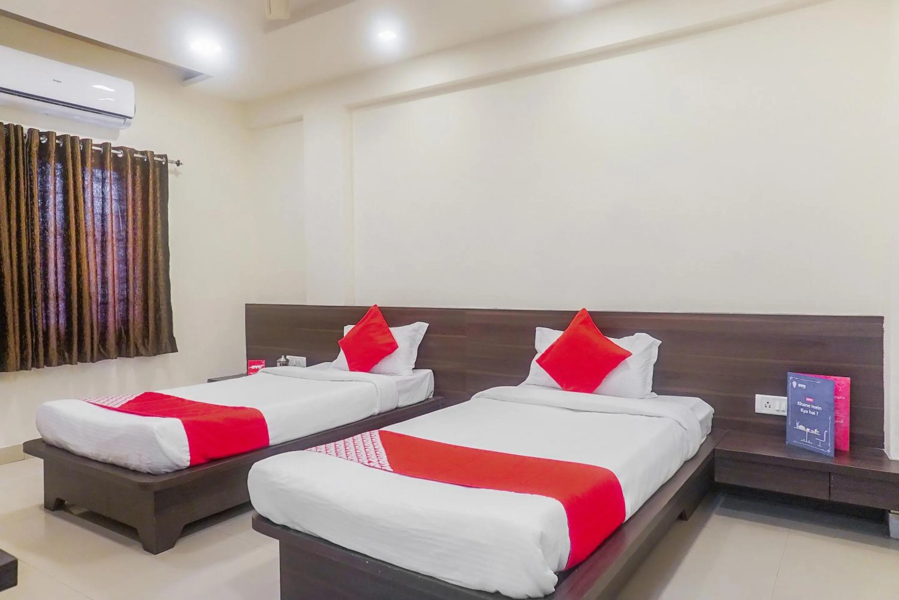Bedroom, Bed in Hotel O Paradise Inn Talegaon Dabhade