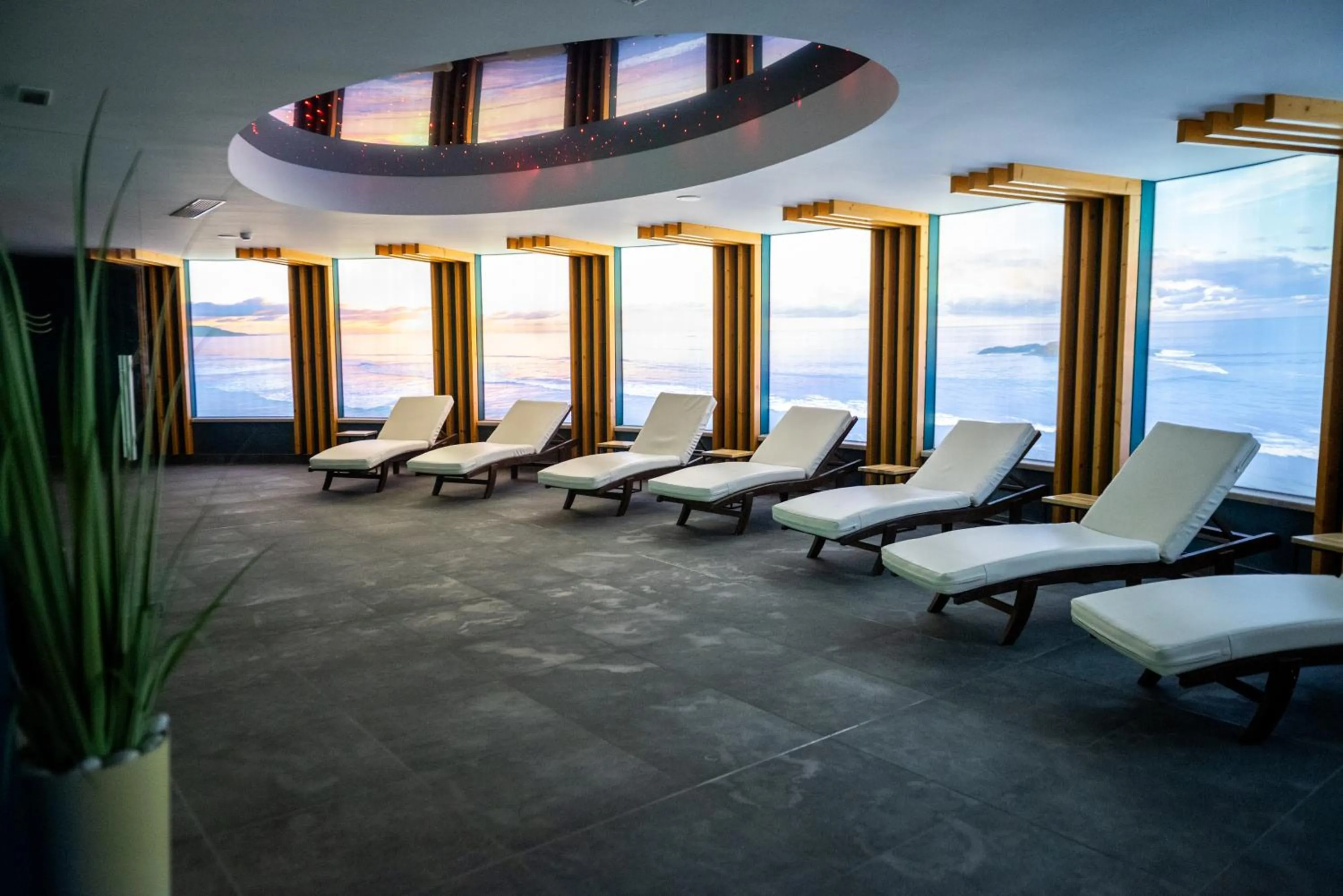 Spa and wellness centre/facilities in Astoria Hotel All Inclusive & Private Beach