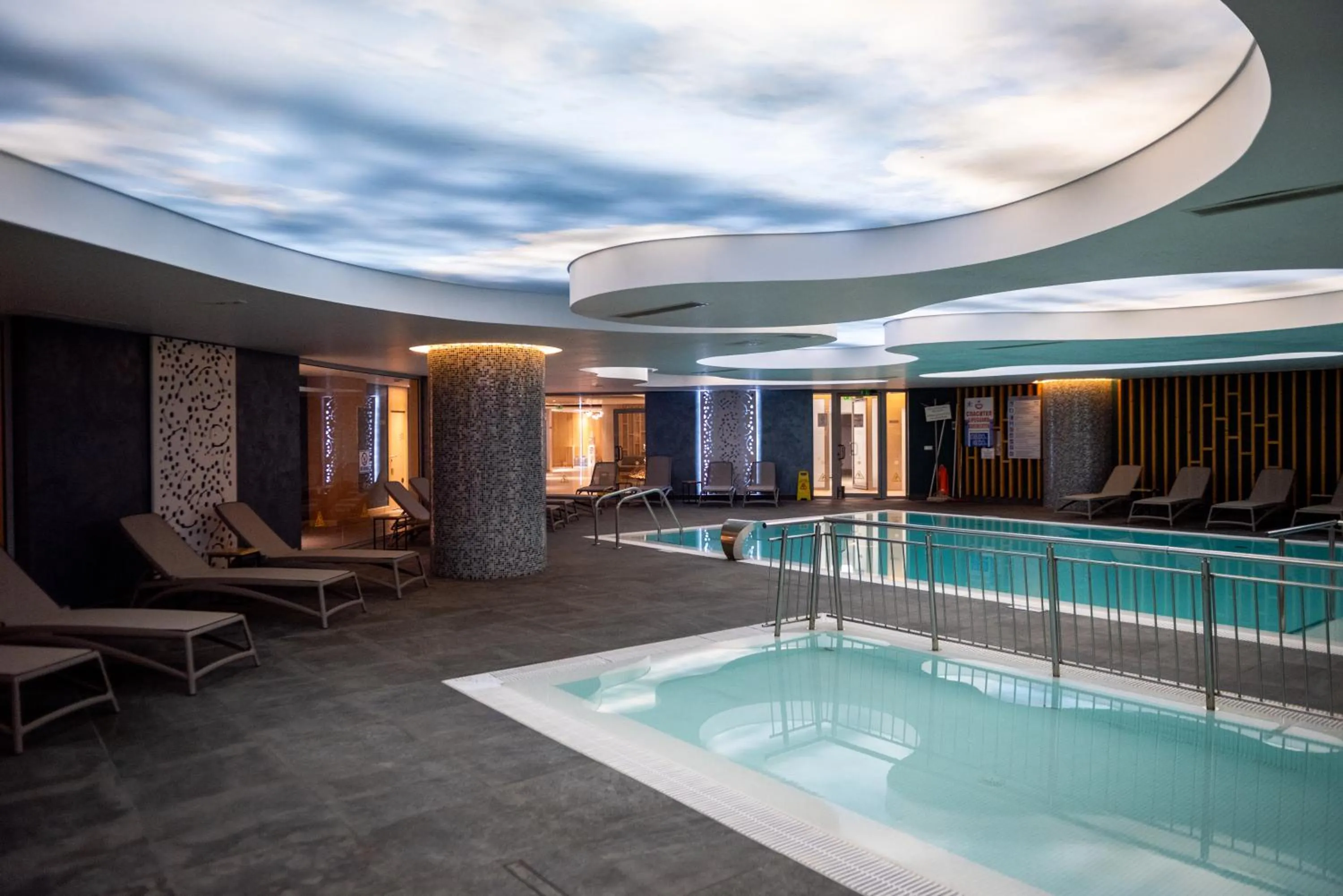 Spa and wellness centre/facilities in Astoria Hotel All Inclusive & Private Beach