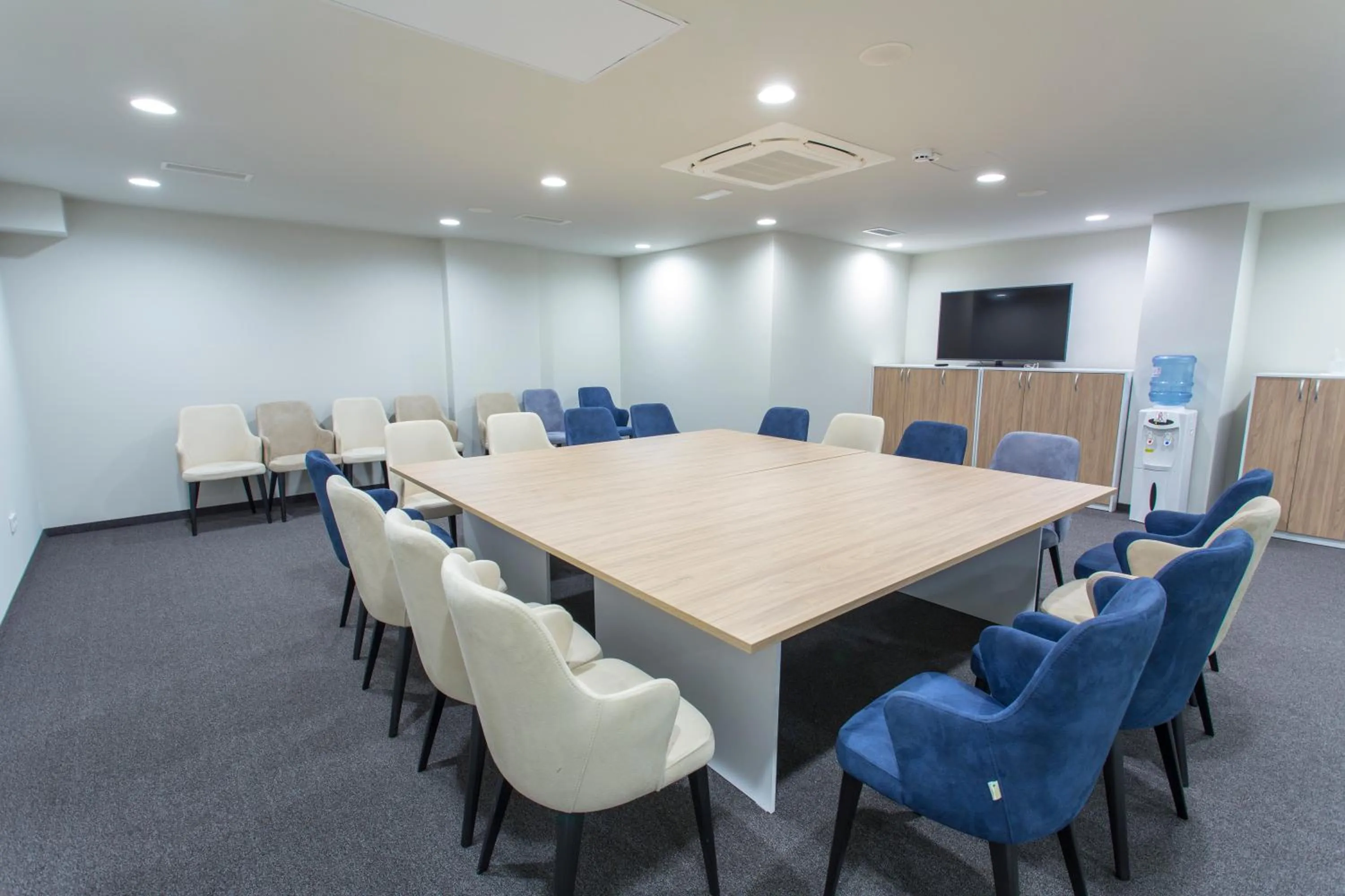 Meeting/conference room in Astoria Hotel All Inclusive & Private Beach