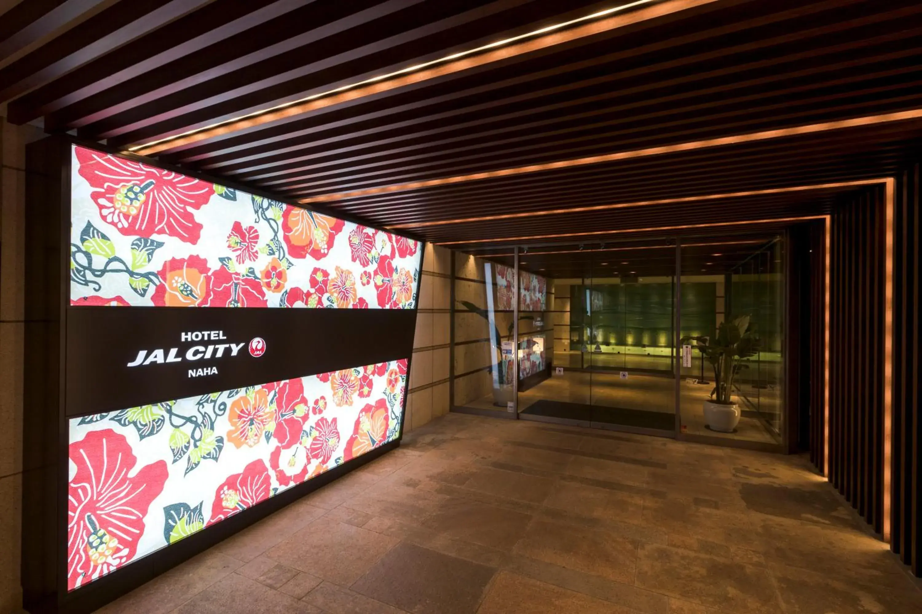 Facade/entrance in Hotel JAL City Naha Facade/entrance in Hotel JAL City Naha