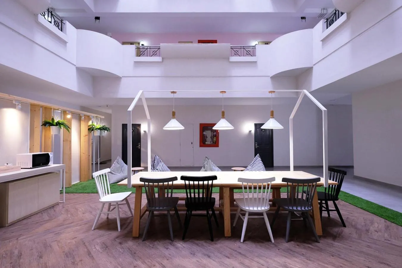 Communal kitchen in Siam Mansion - SHA