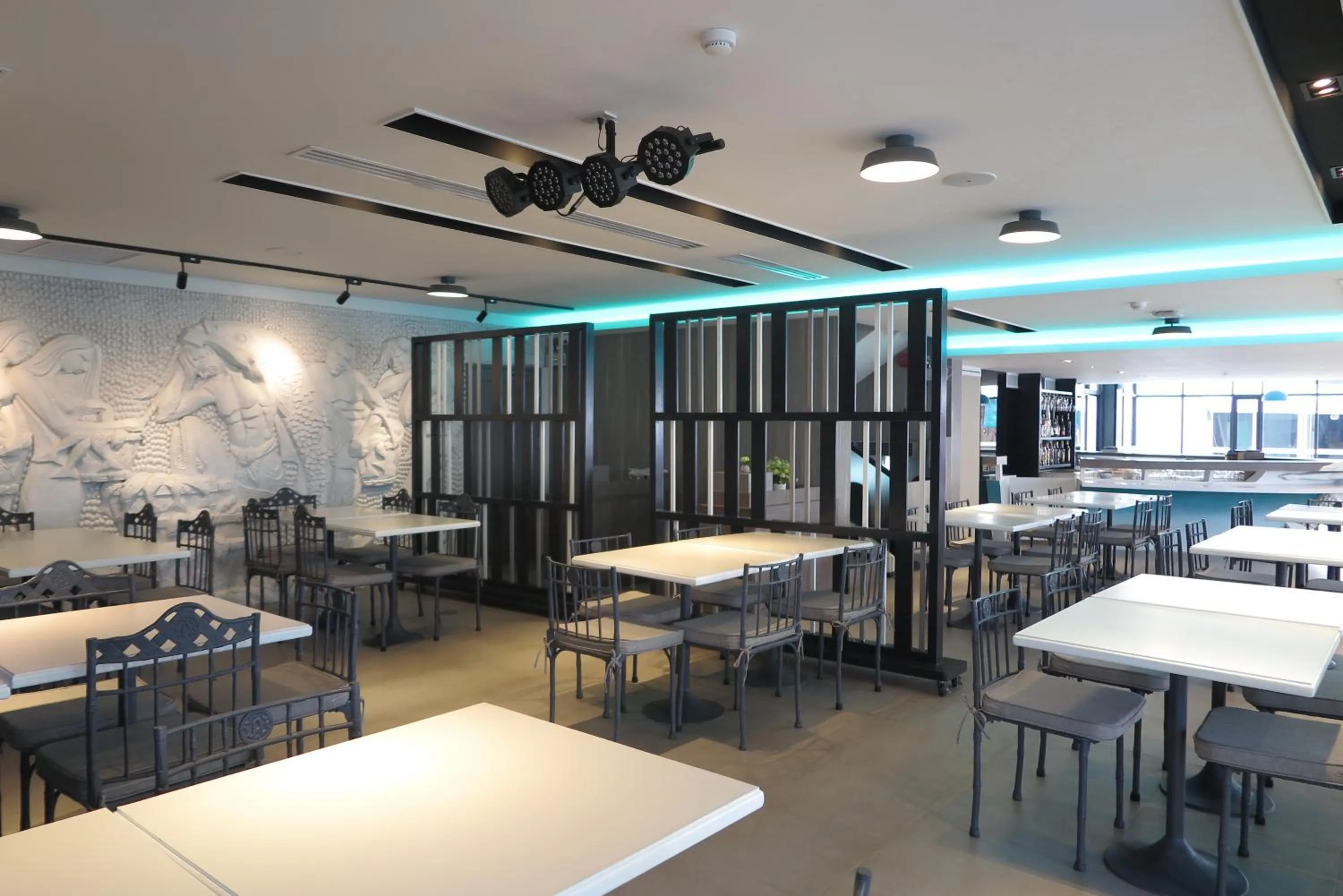 Restaurant/places to eat in Pearl Hotel Phuket