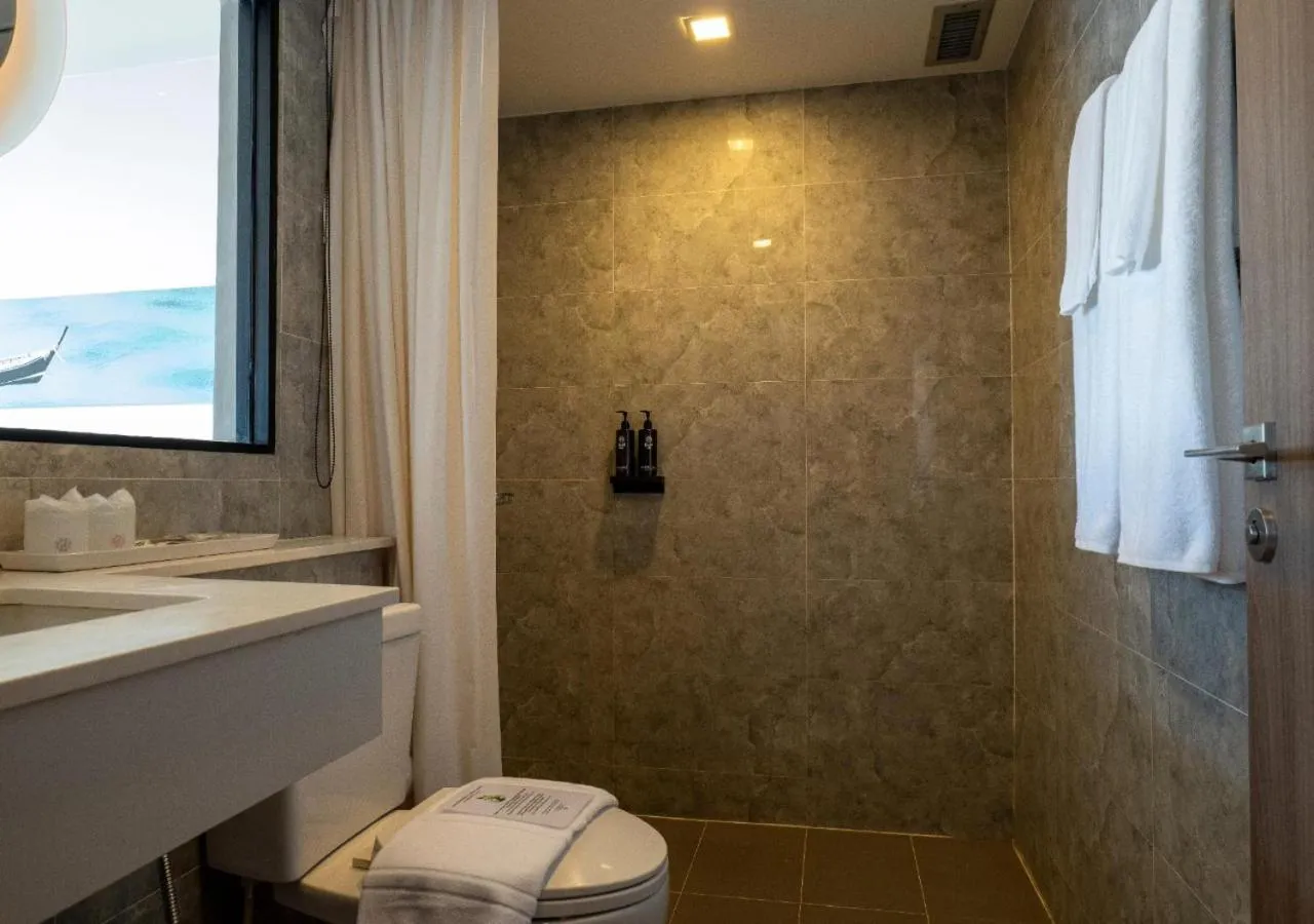 Bathroom in Pearl Hotel Phuket