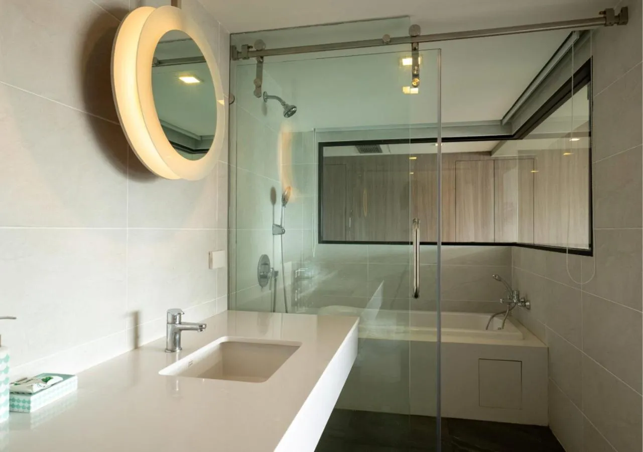 Bathroom in Pearl Hotel Phuket