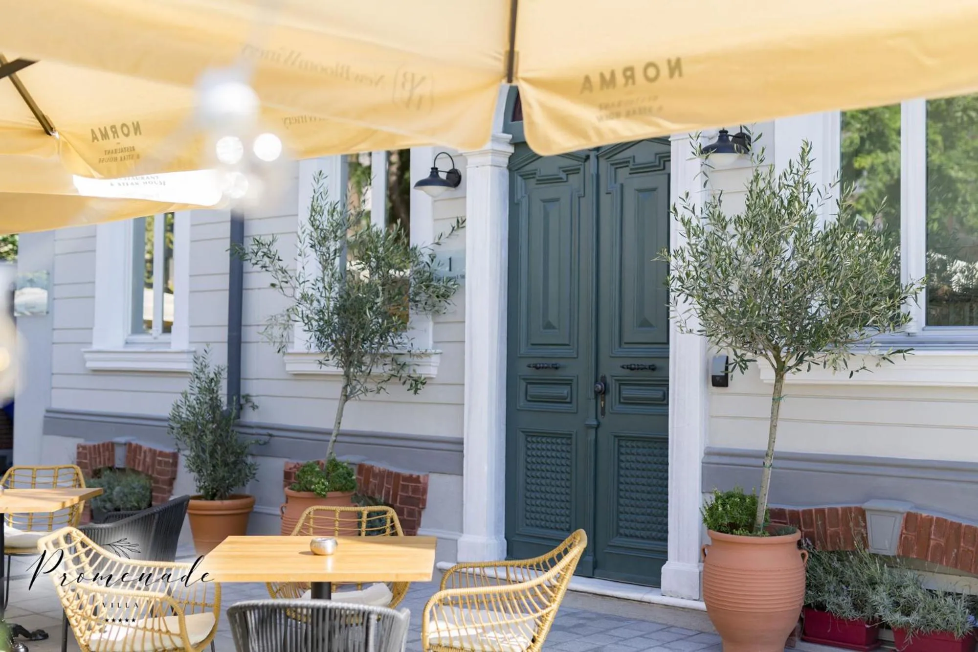 Facade/entrance in Villa Promenade