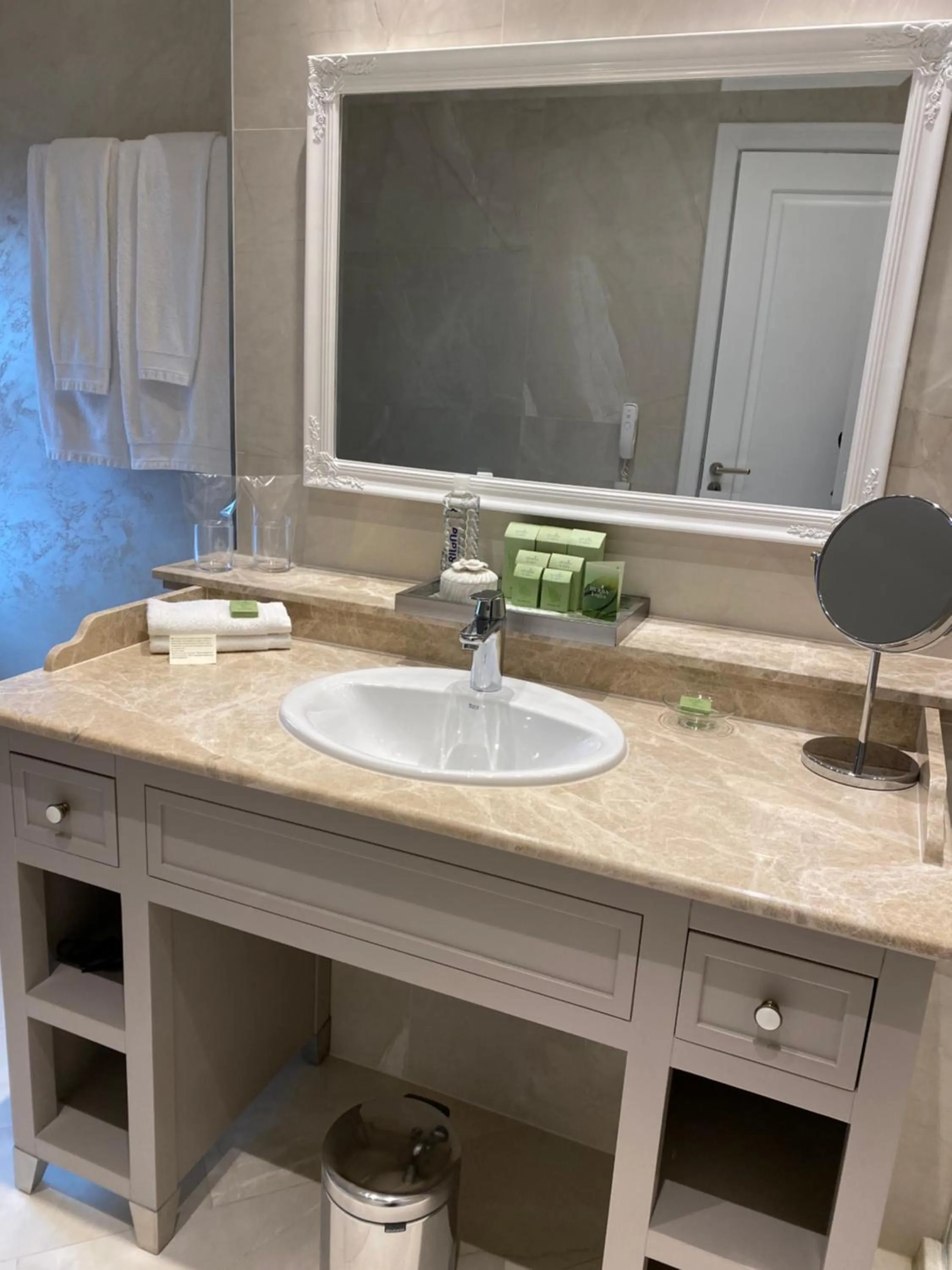 Bathroom in Villa Promenade