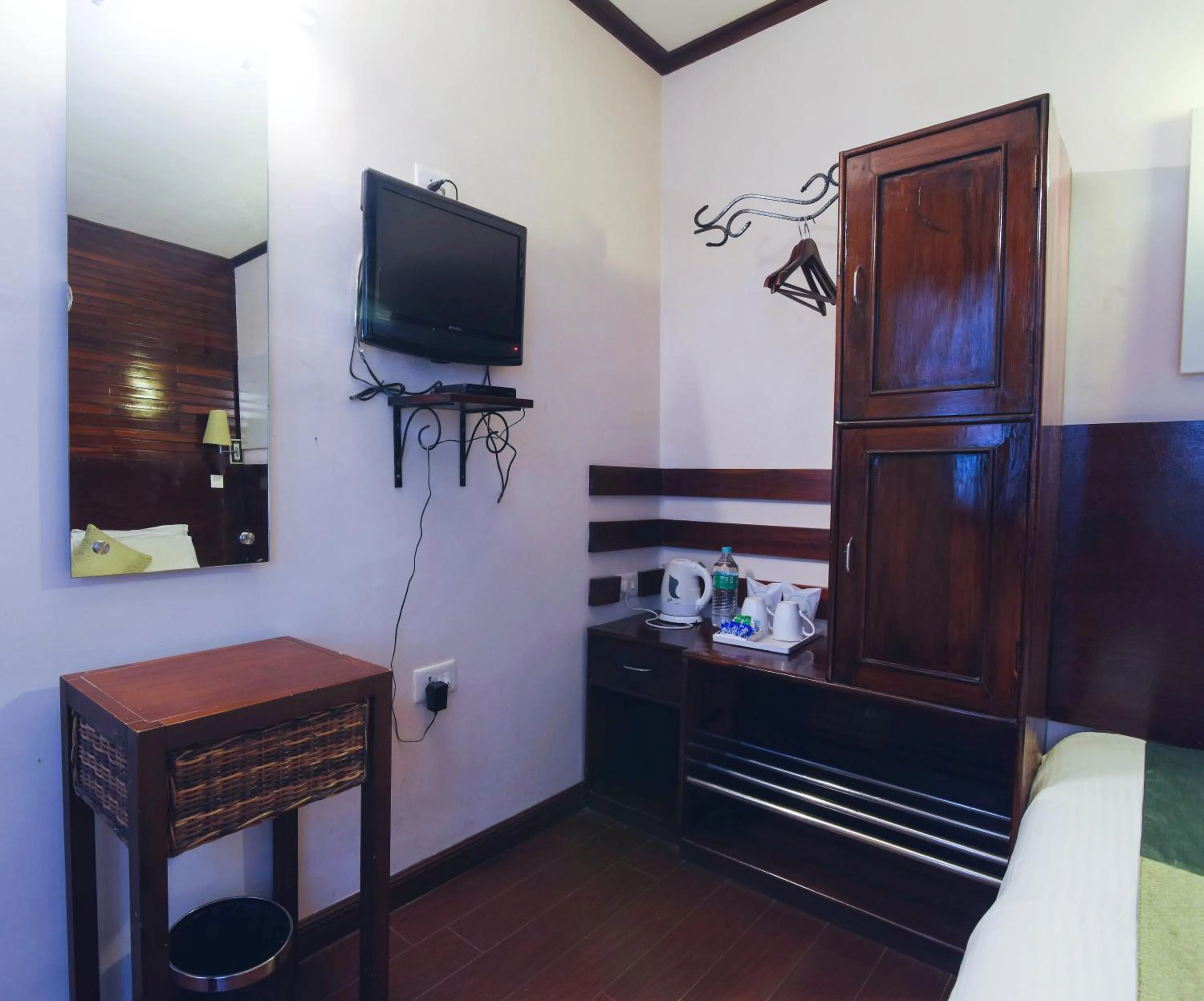 Bed in The Nettle and Fern Hotel Gangtok