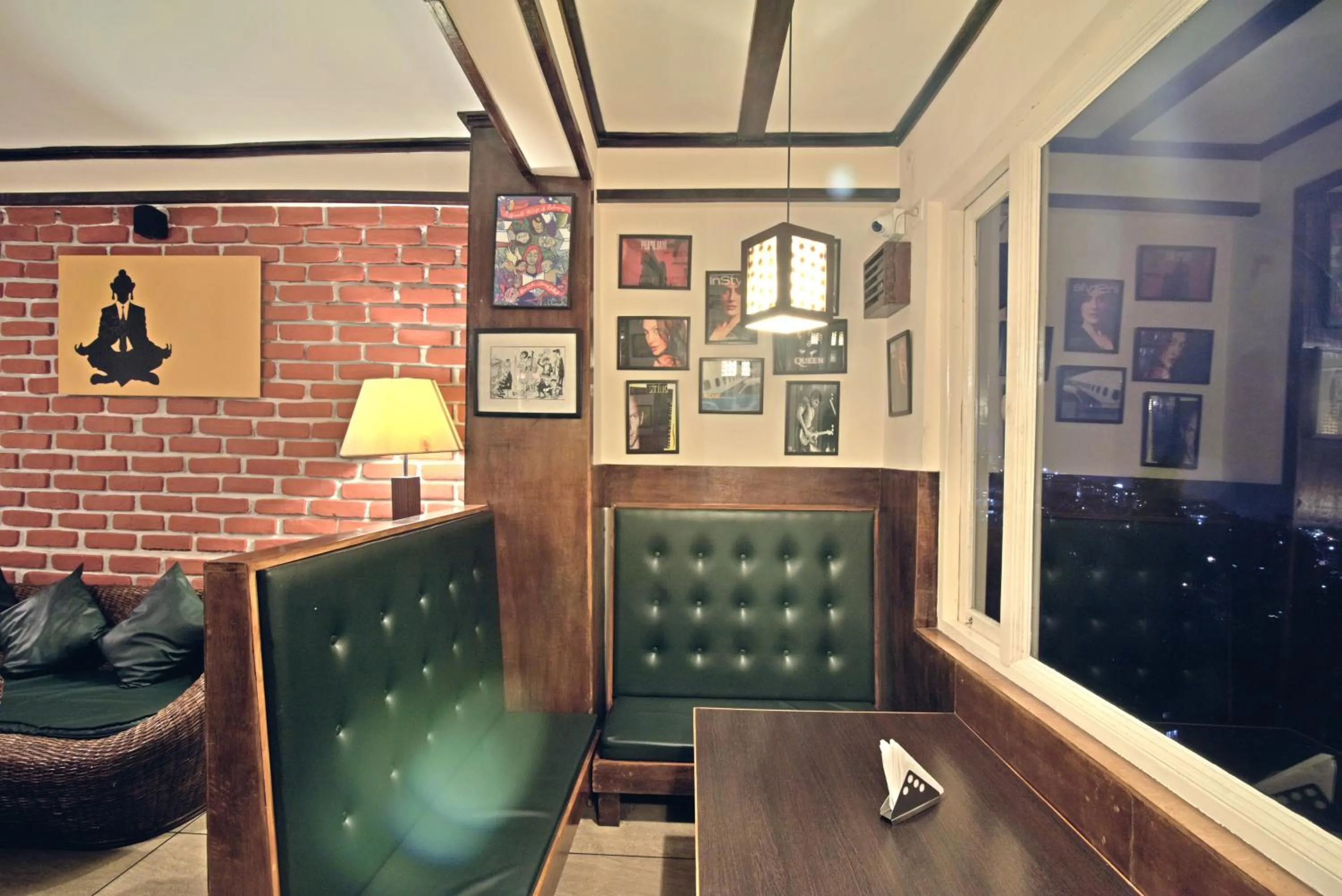 Restaurant/places to eat in The Nettle and Fern Hotel Gangtok