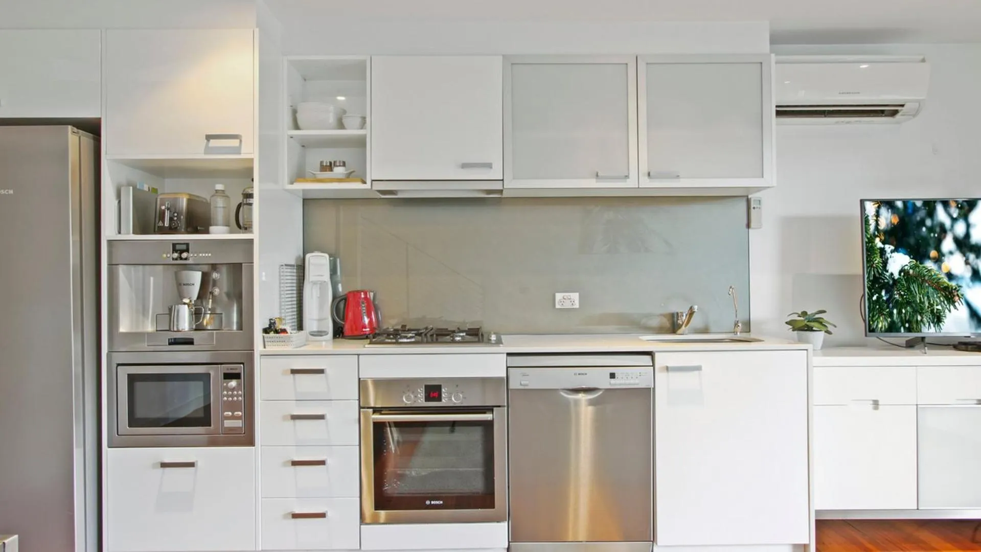 Kitchen or kitchenette in 5 Knots Metung