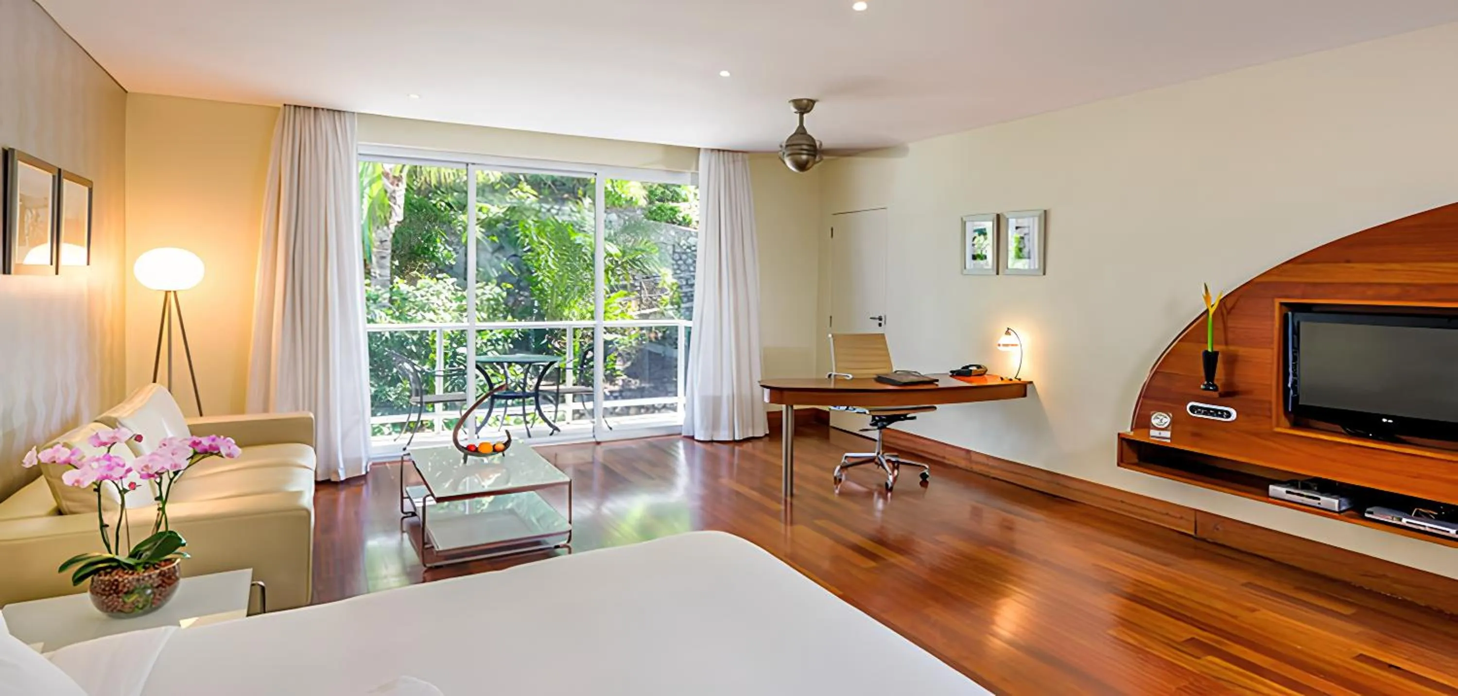 View (from property/room) in Airways Hotel