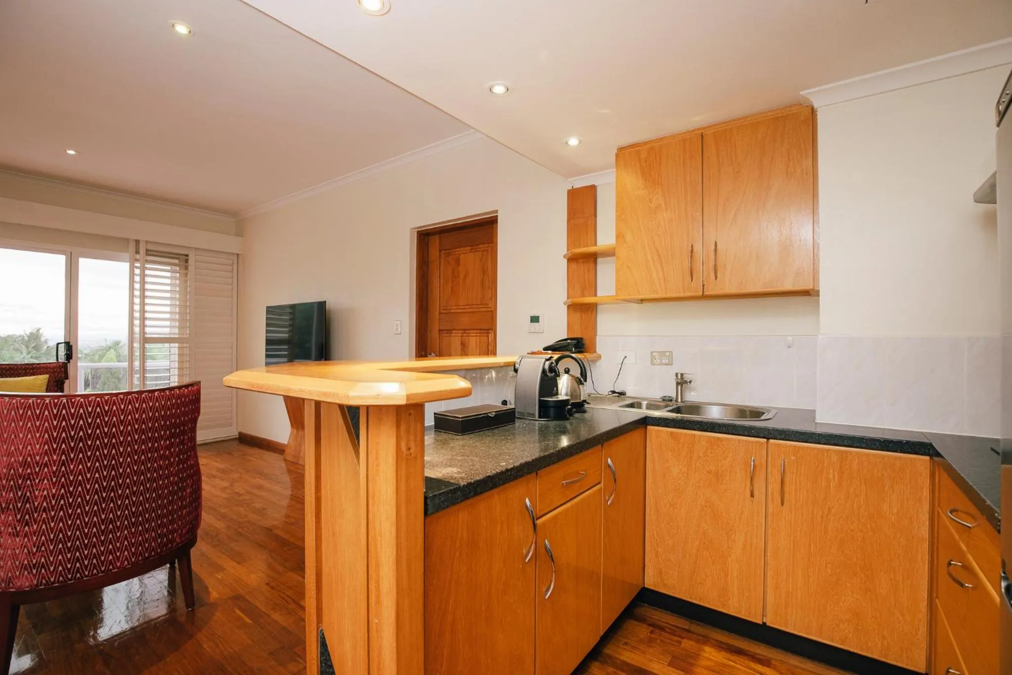 Coffee/tea facilities in Airways Hotel