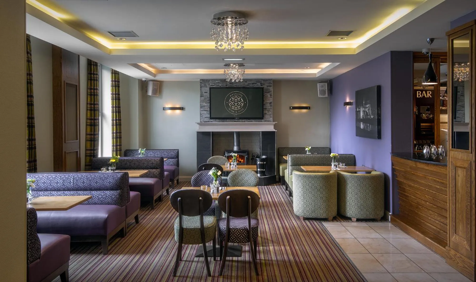 Lounge or bar in Westville Hotel