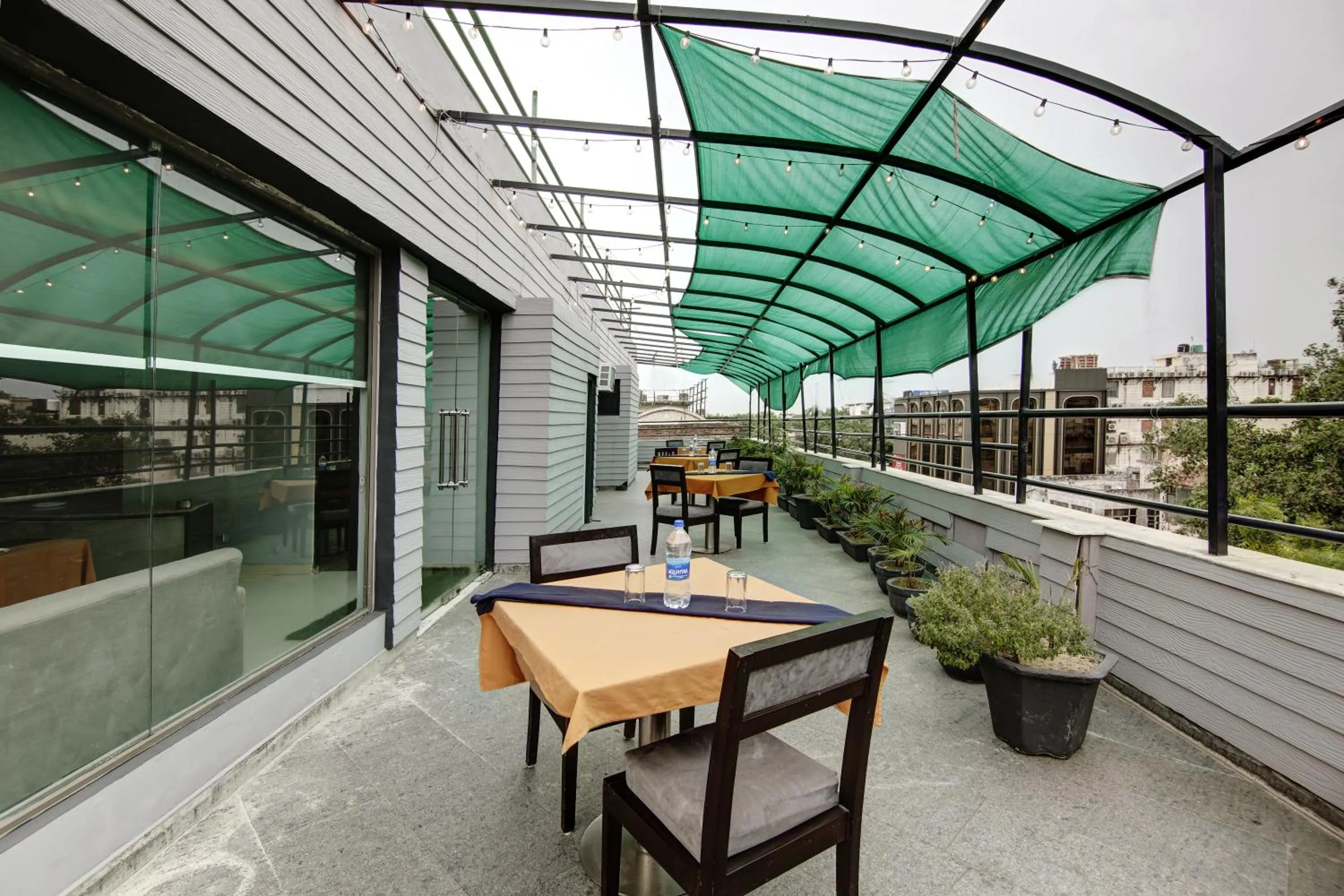 Patio in Hotel BB Palace (A Family Hotel)