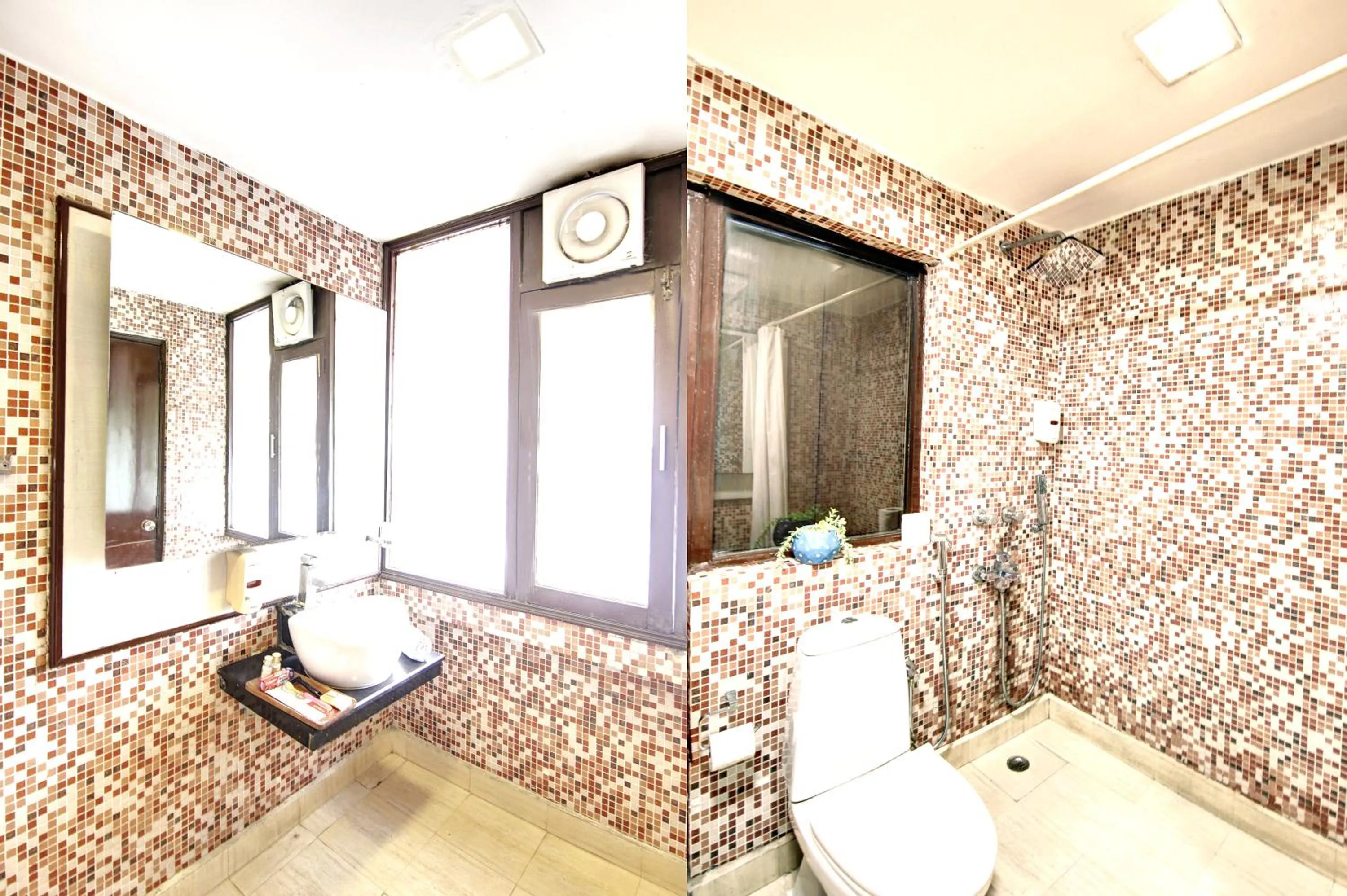 Bathroom in Hotel BB Palace (A Family Hotel)