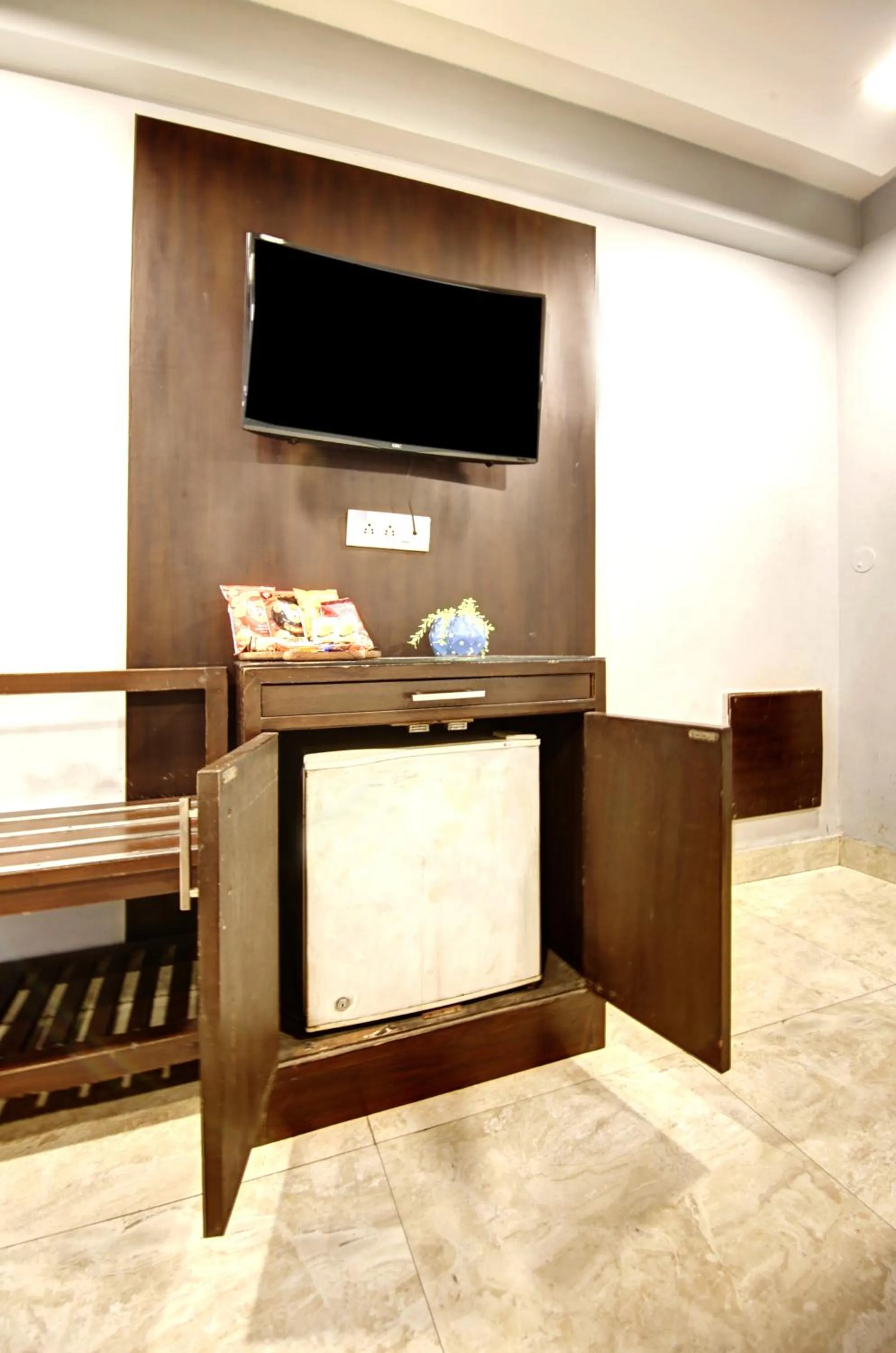 minibar in Hotel BB Palace (A Family Hotel)