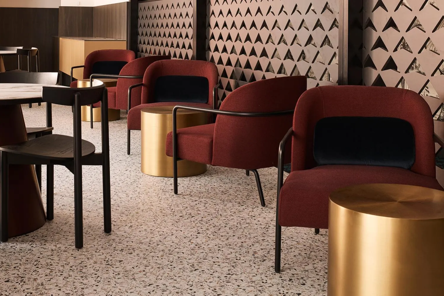 Restaurant/places to eat in The Capitol Hotel Sydney