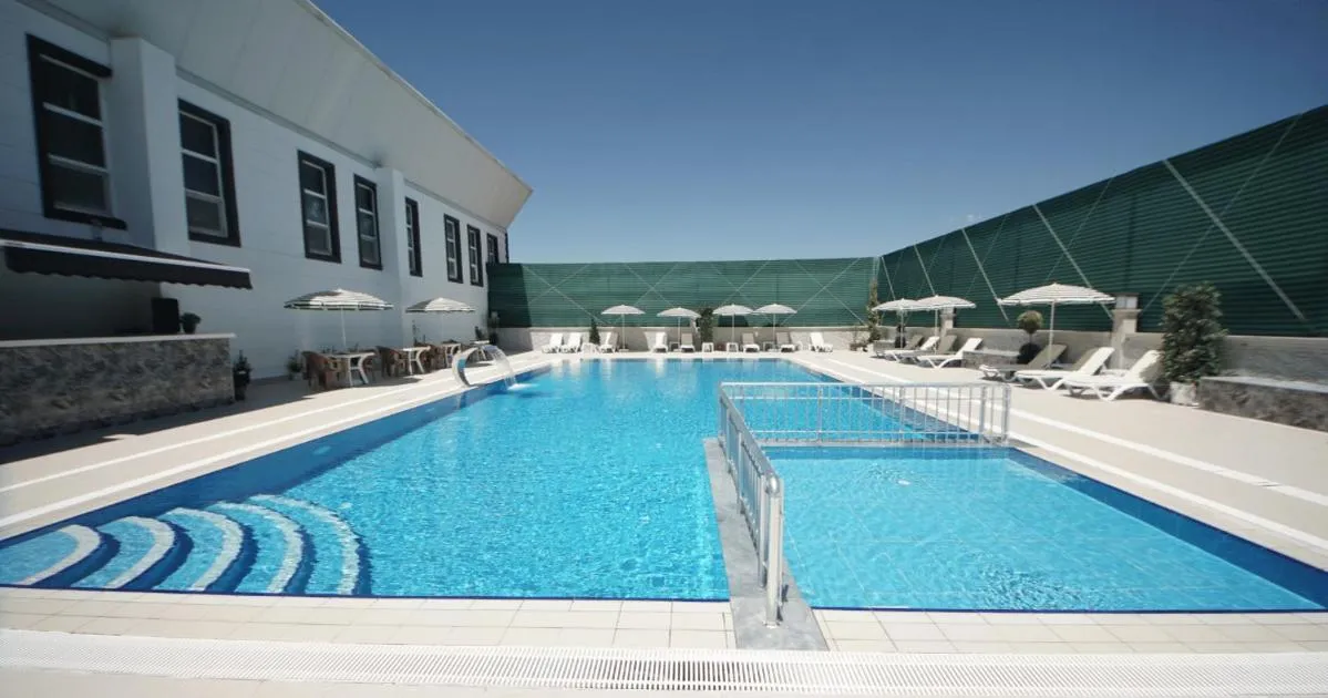 Swimming pool in Basaranlar Thermal Otel