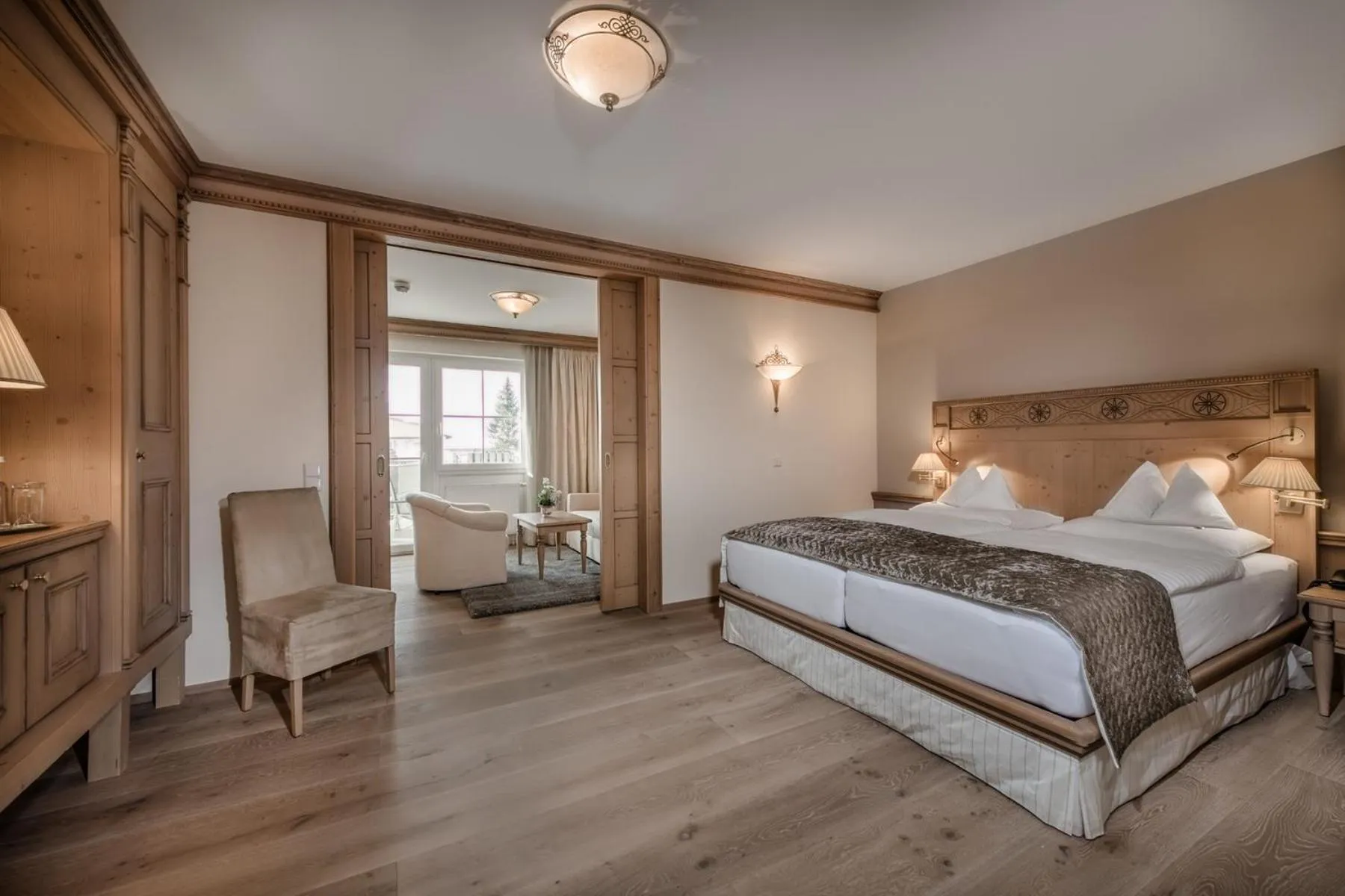 Photo of the whole room, Bed in Hotel Bismarck