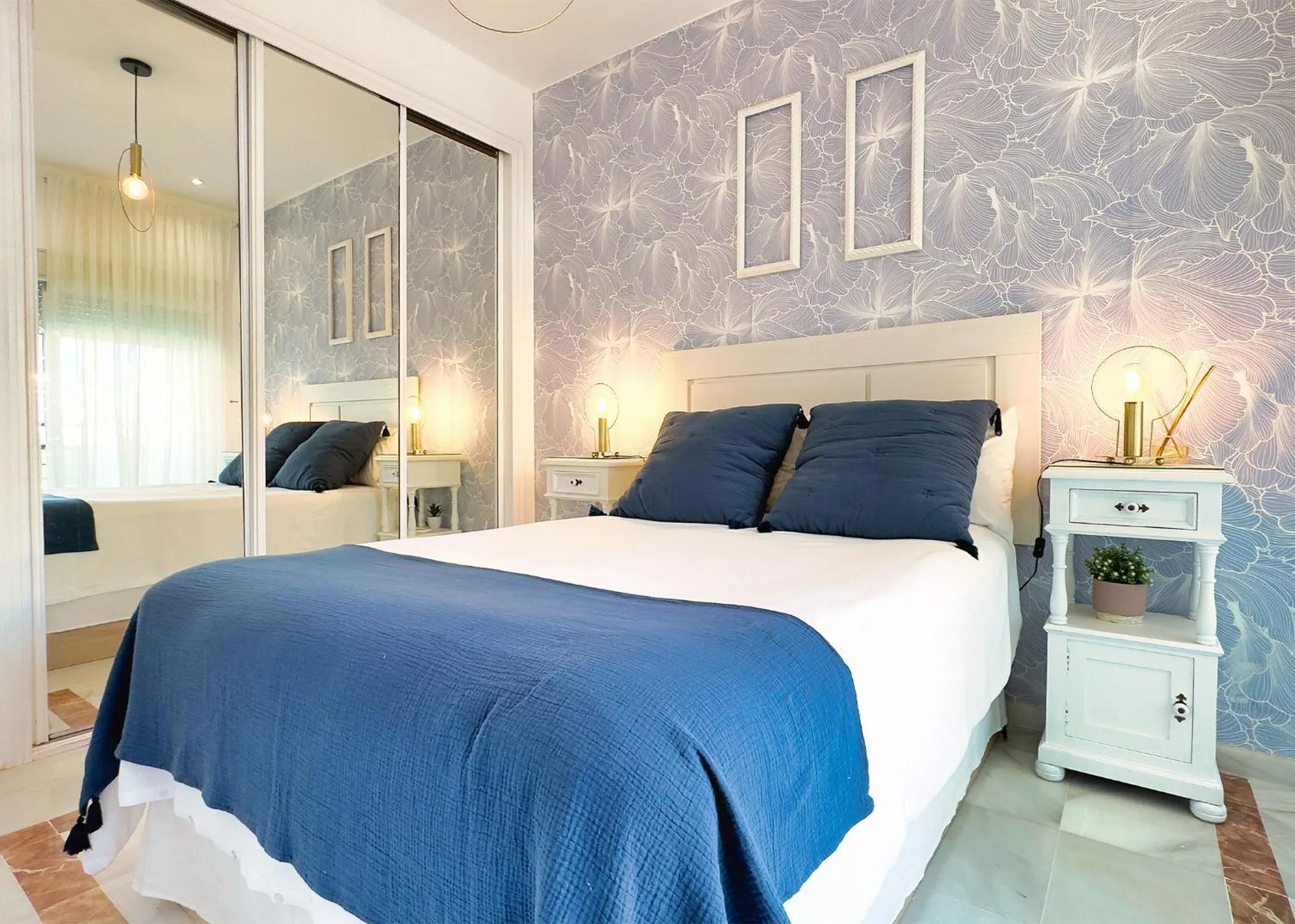 Skol 438 Super One-bedroom Apartment with Sea Views