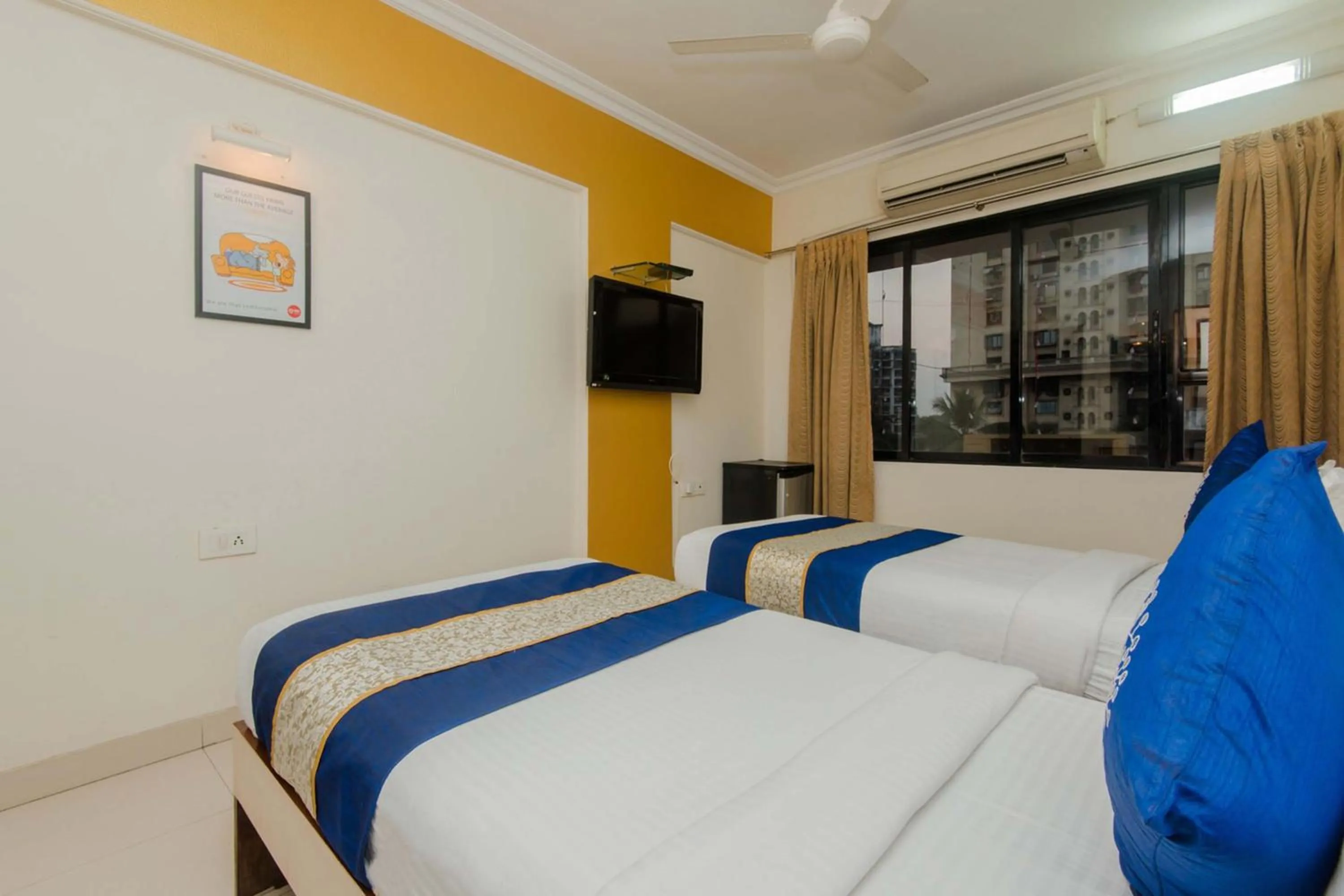 Photo of the whole room, Bed in Hotel Mina International