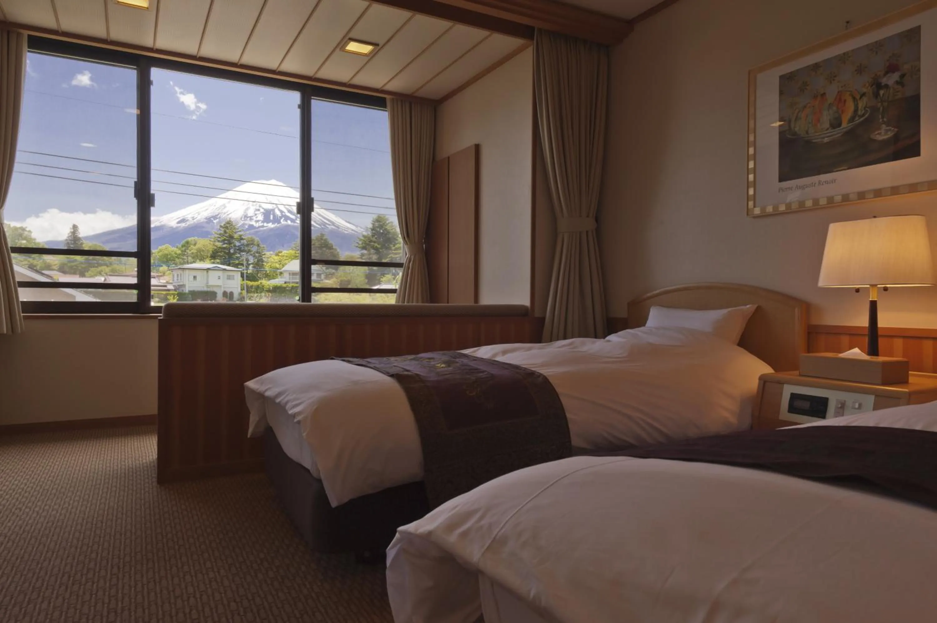 Room with Tatami Area and Mt.Fuji View - single occupancy - Low Floor in Oike Hotel