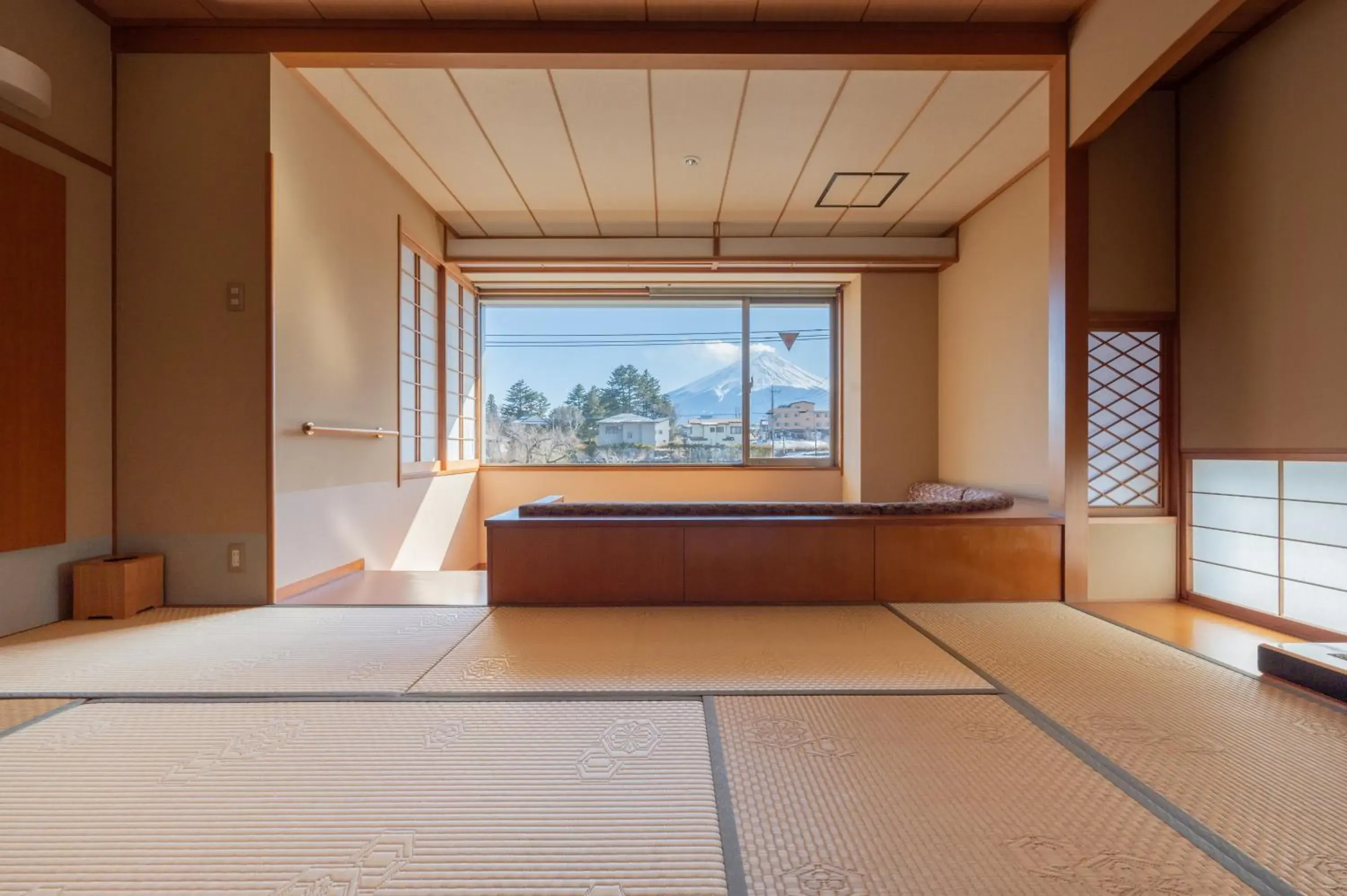 Bed in Oike Hotel Bed in Oike Hotel