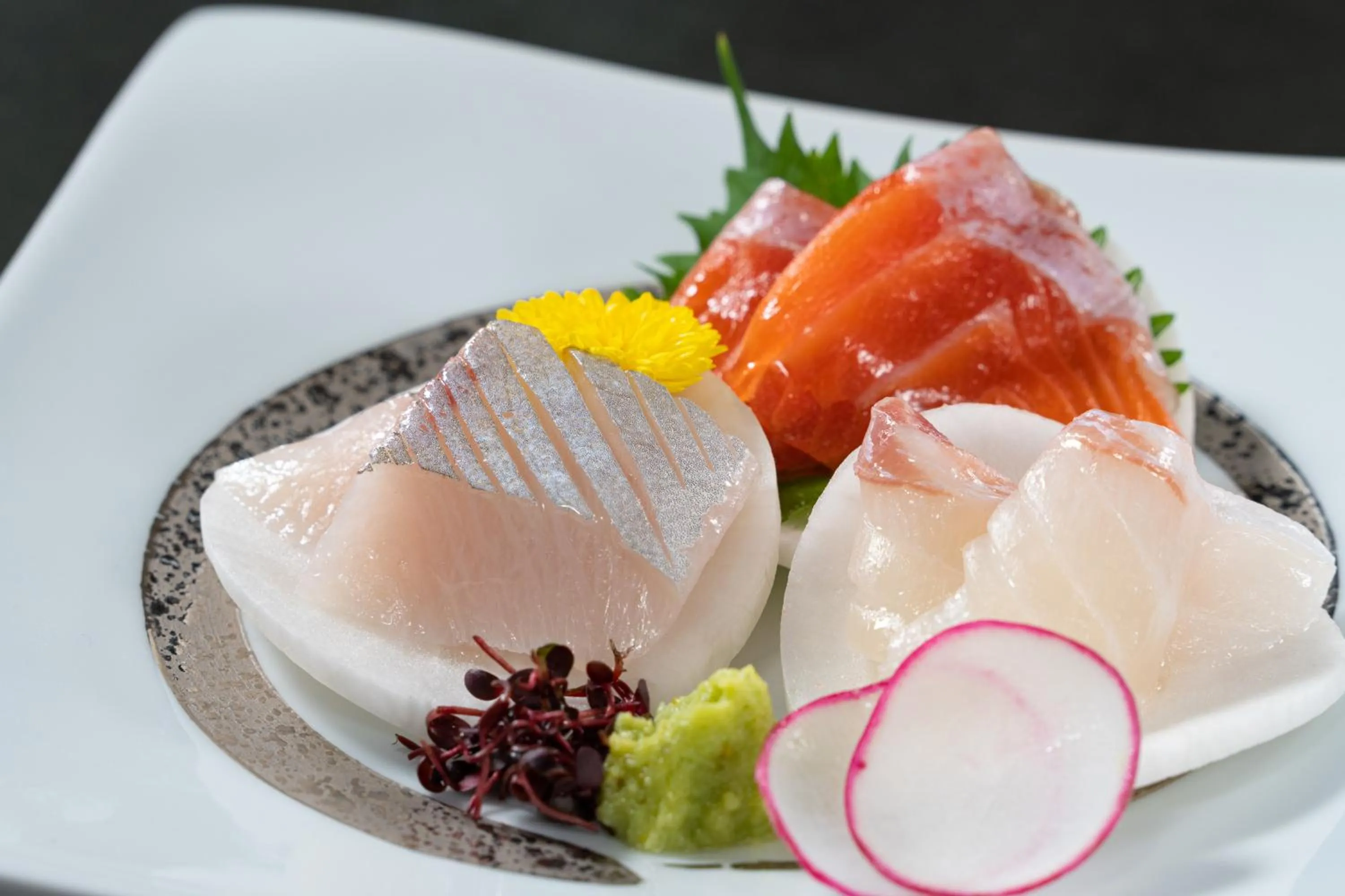 Restaurant/places to eat in Oike Hotel