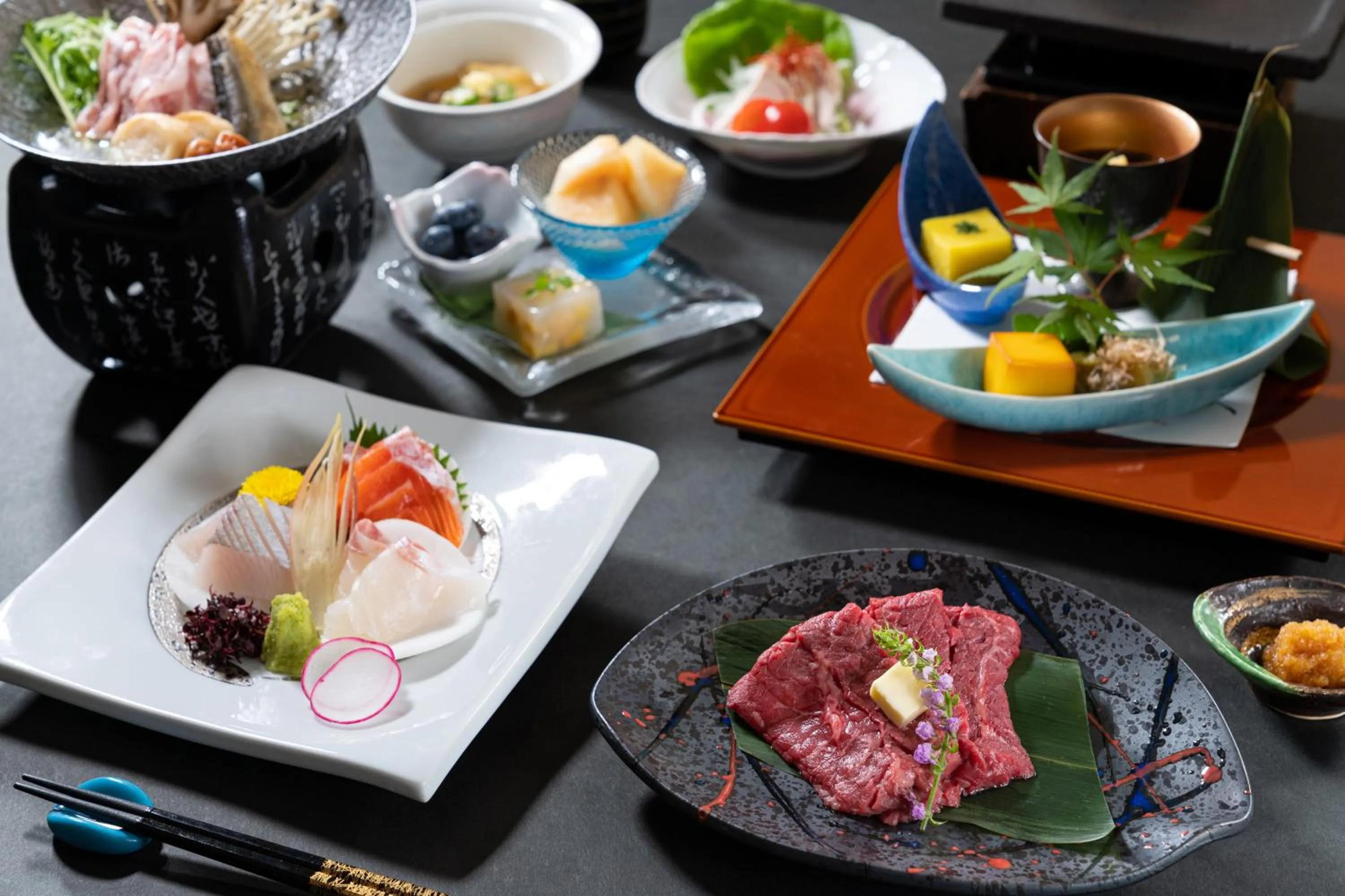 Restaurant/places to eat in Oike Hotel