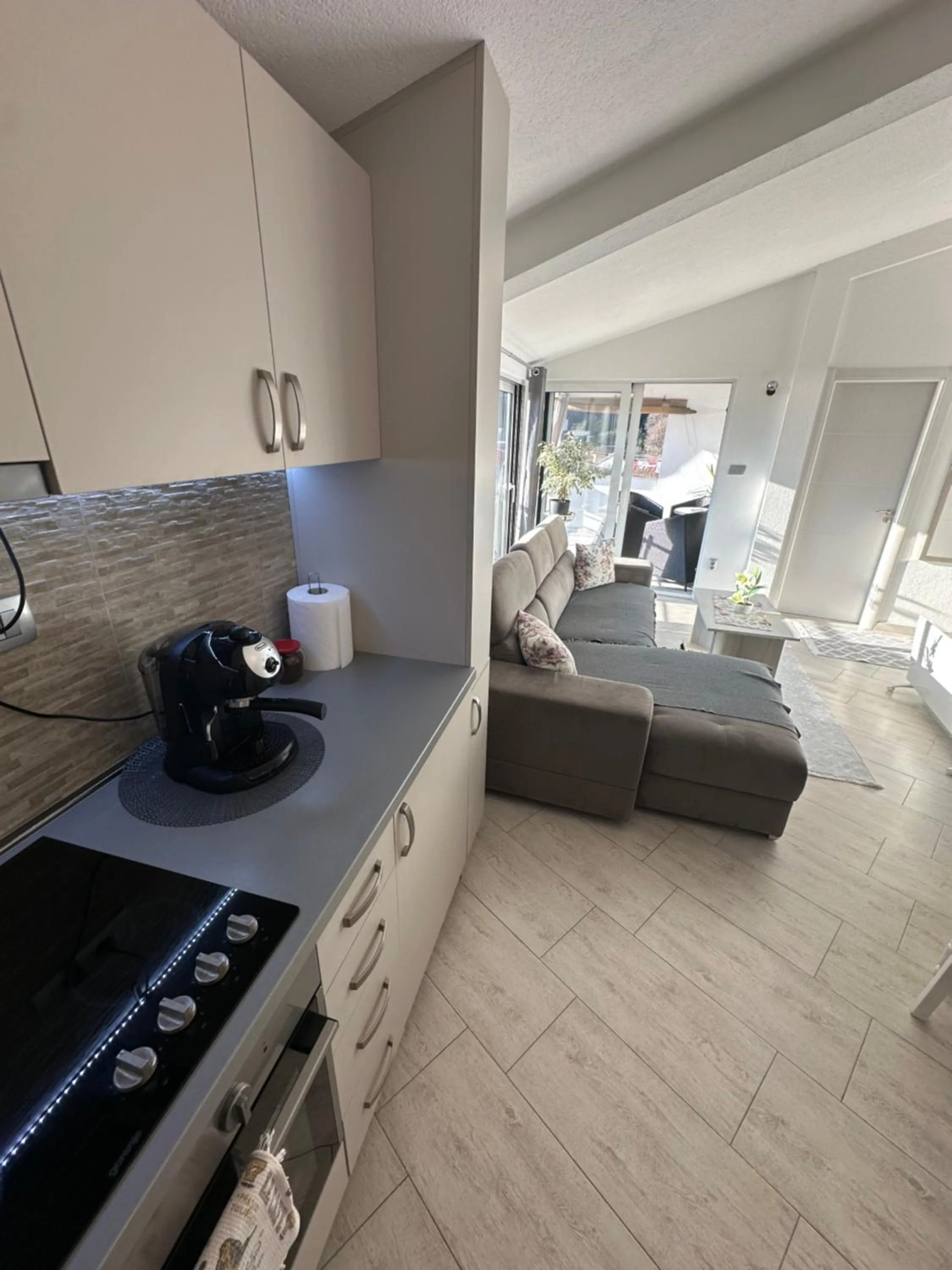 Coffee/tea facilities in Lux apartmani Darija