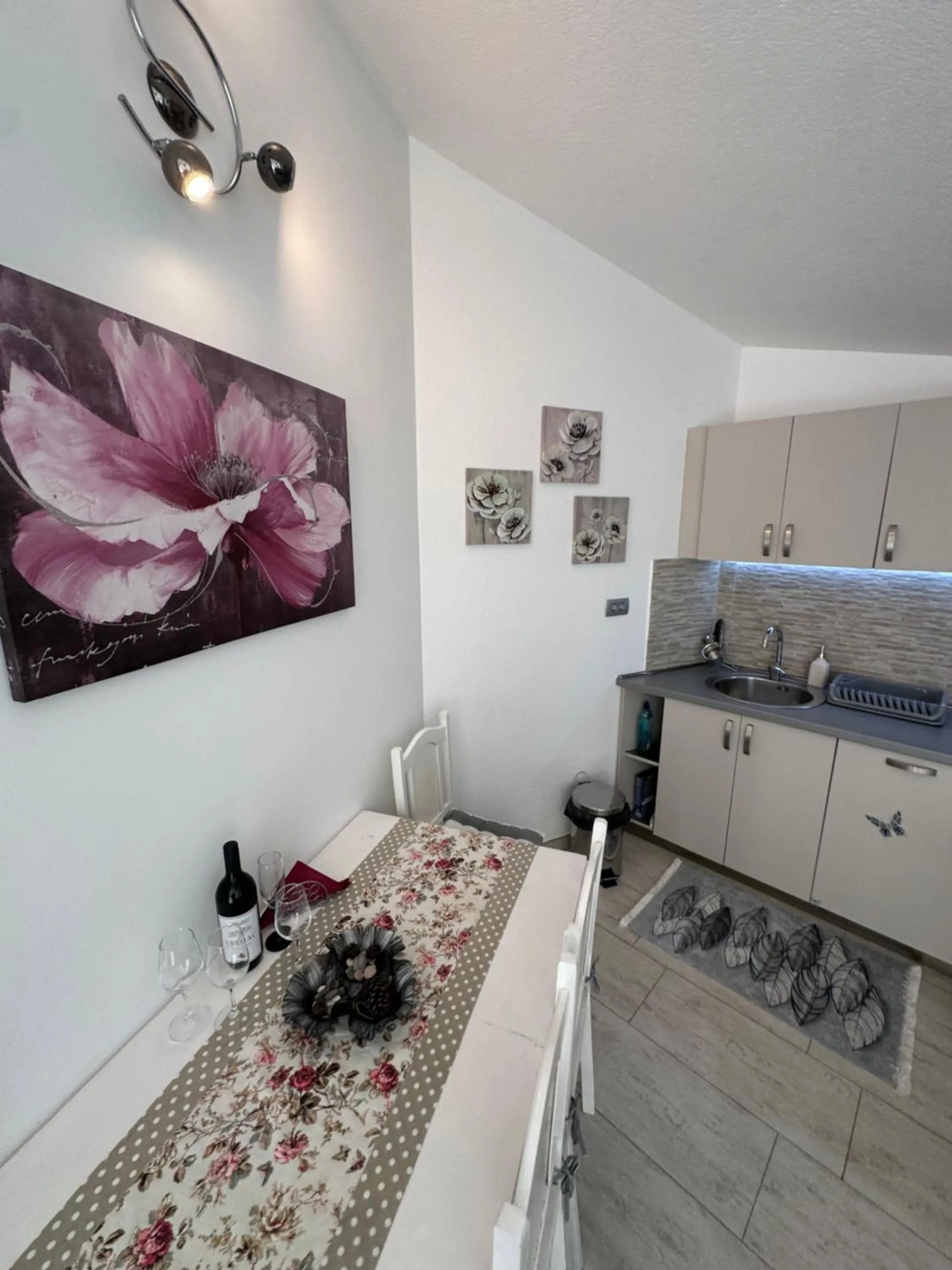 Dining area in Lux apartmani Darija