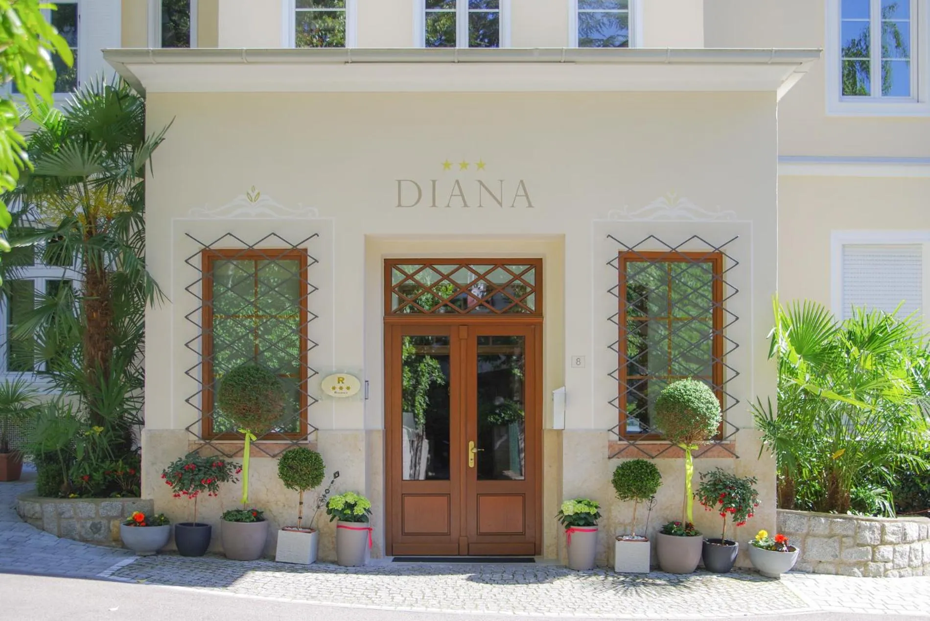 Property building in Residence Diana
