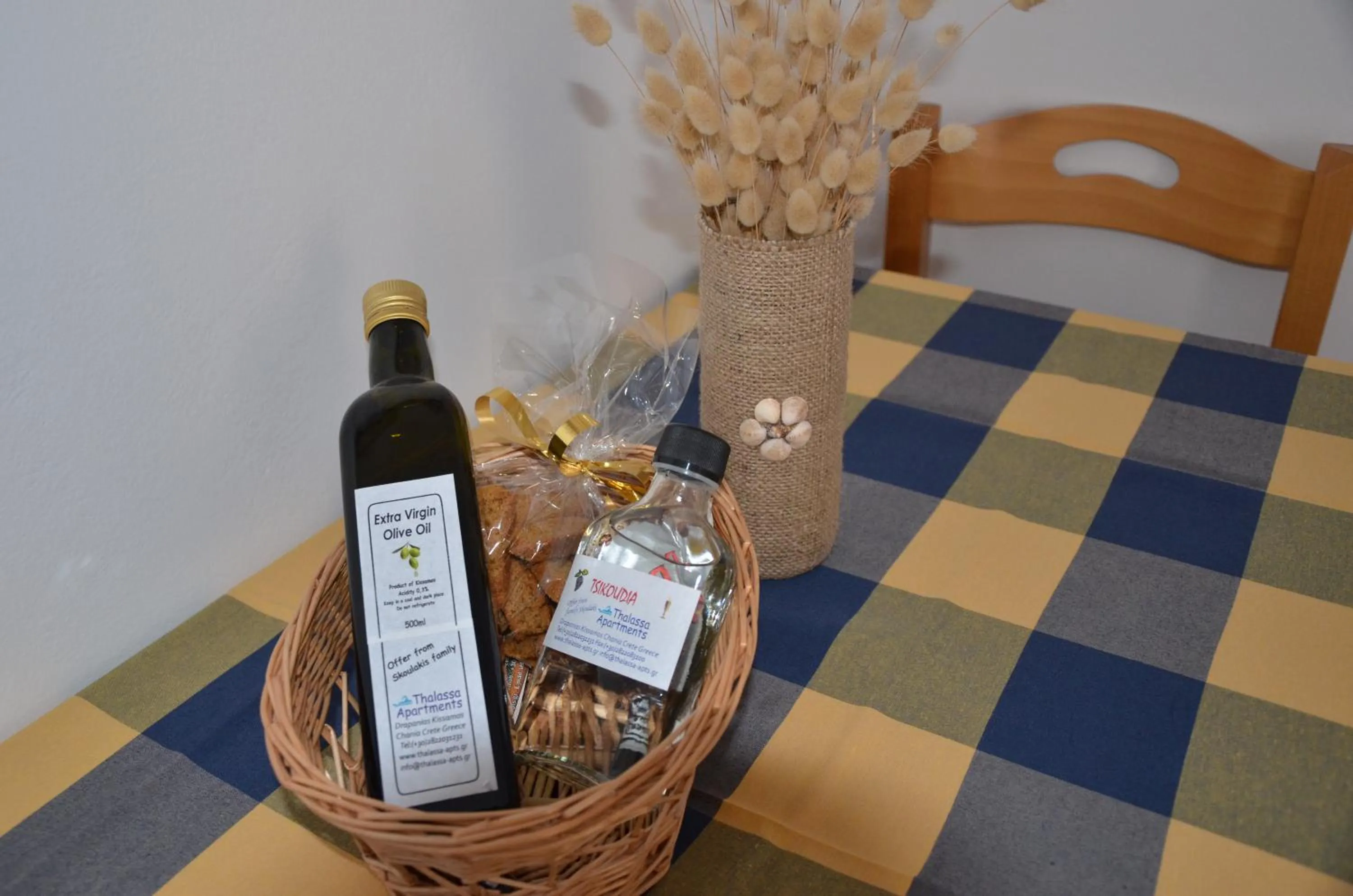 Coffee/tea facilities in Thalassa Apartments