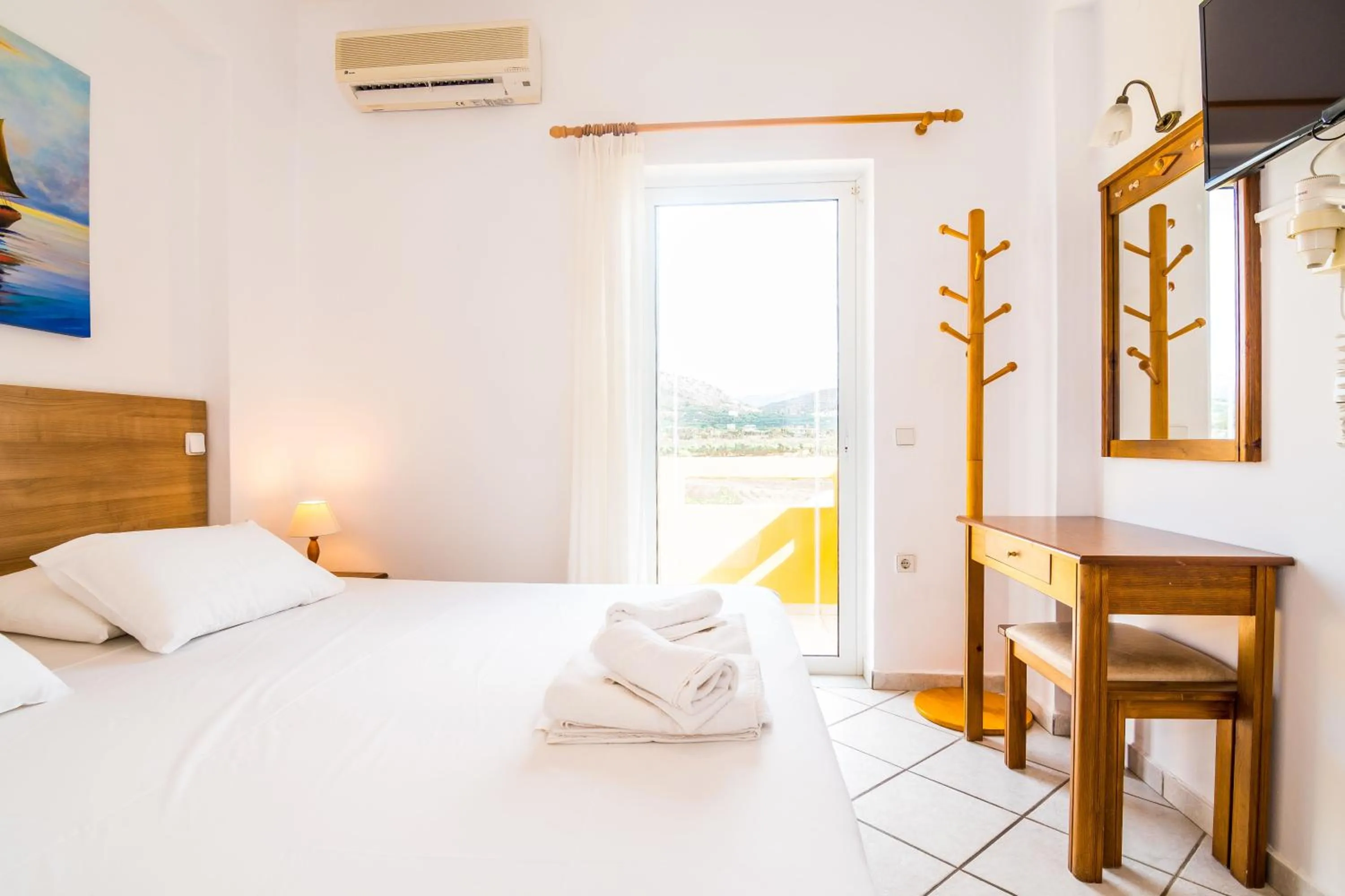 Bed in Thalassa Apartments