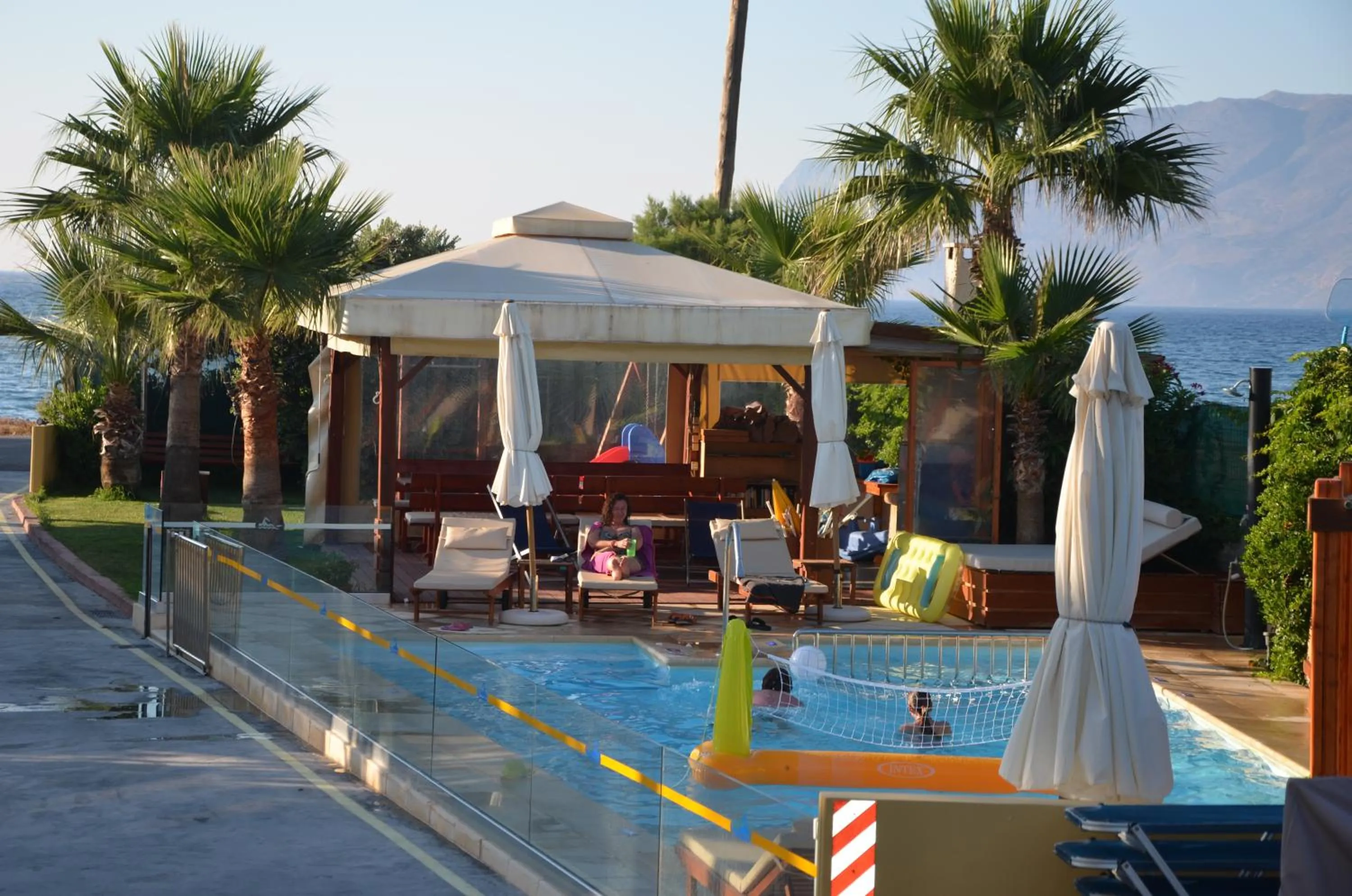 Swimming pool in Thalassa Apartments