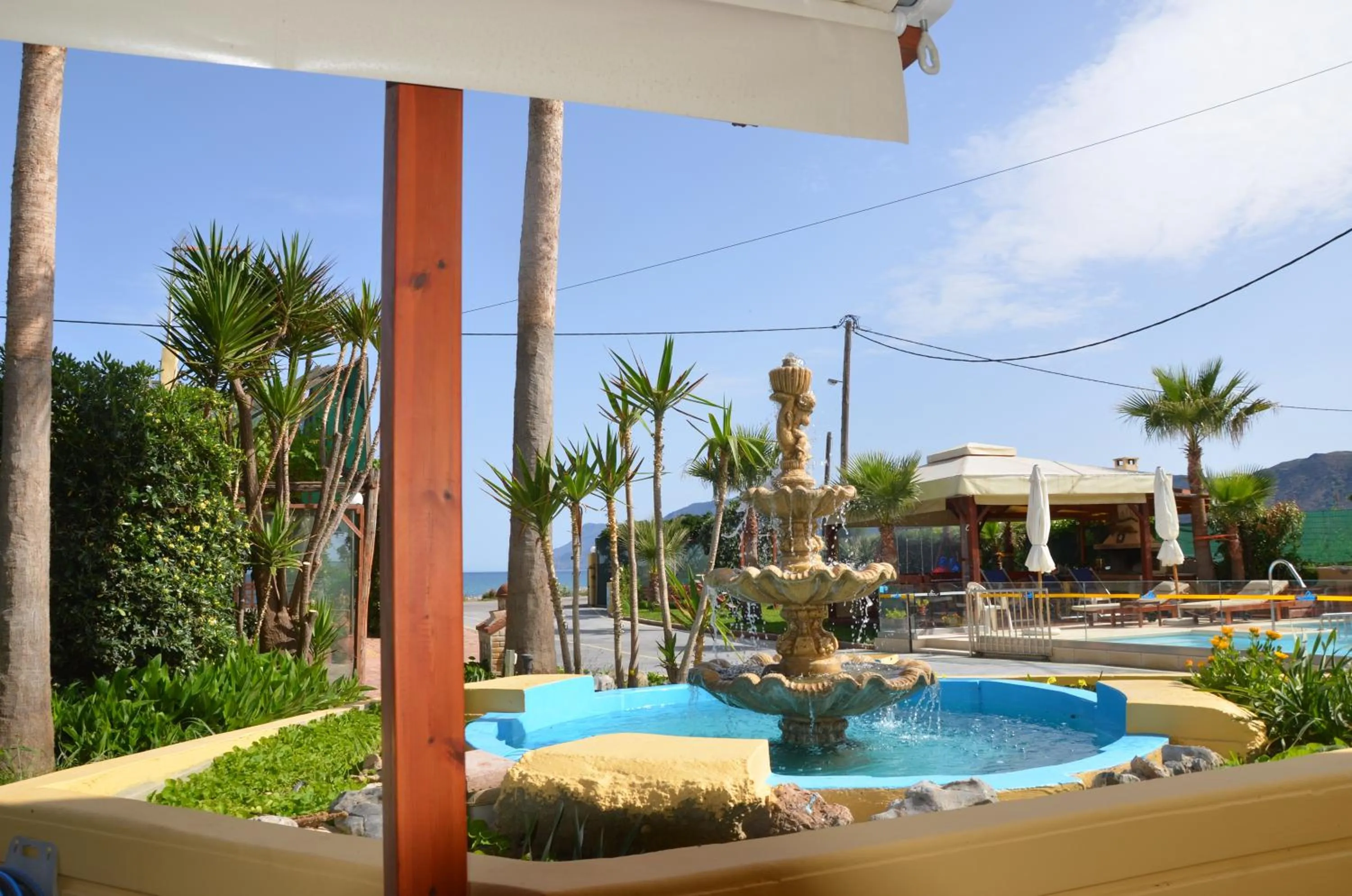 Garden in Thalassa Apartments