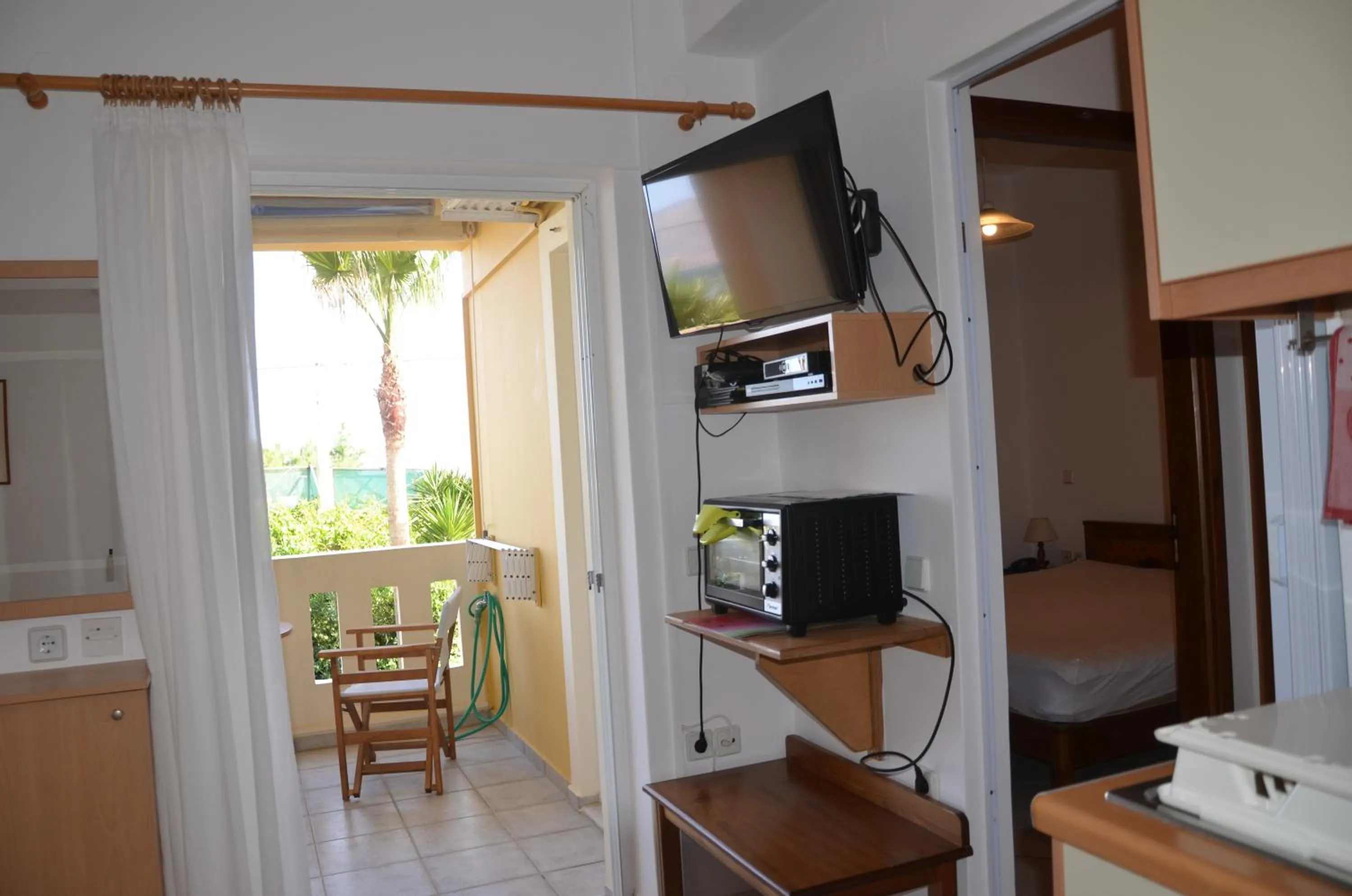 Kitchen or kitchenette in Thalassa Apartments