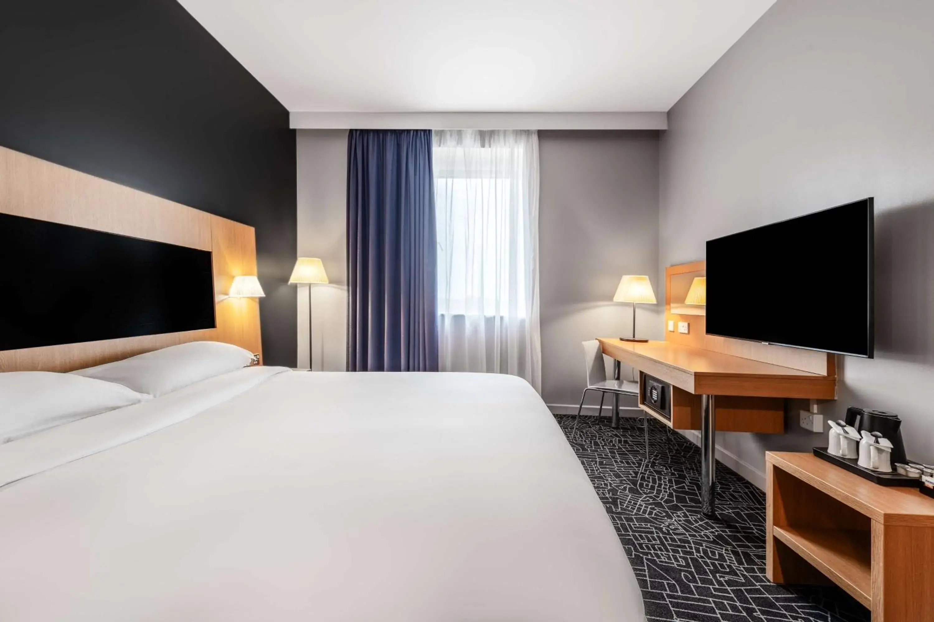 Bedroom, Bed in Park Inn by Radisson Peterborough Bedroom, Bed in Park Inn by Radisson Peterborough