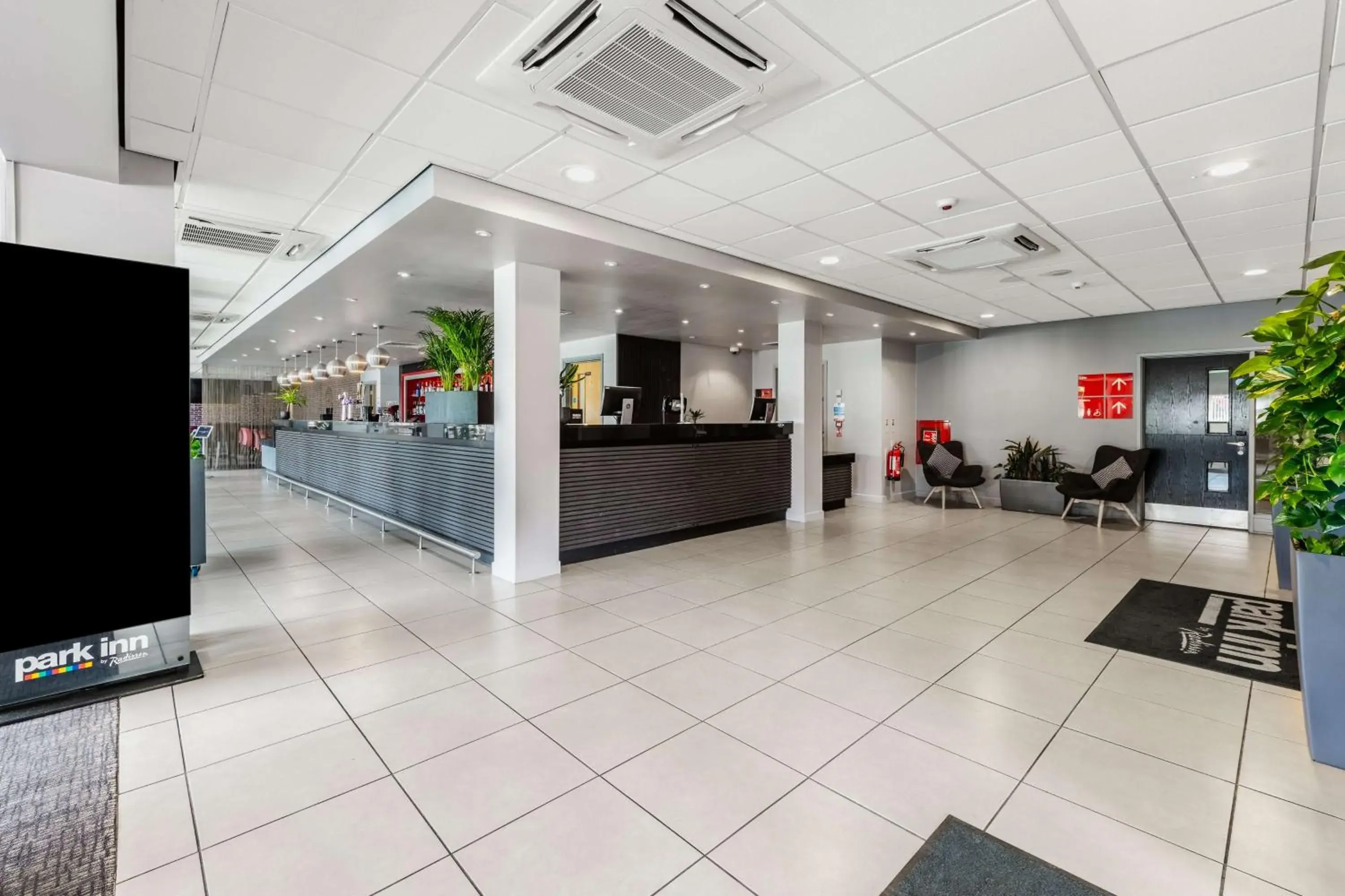 Lobby or reception in Park Inn by Radisson Peterborough Lobby or reception in Park Inn by Radisson Peterborough