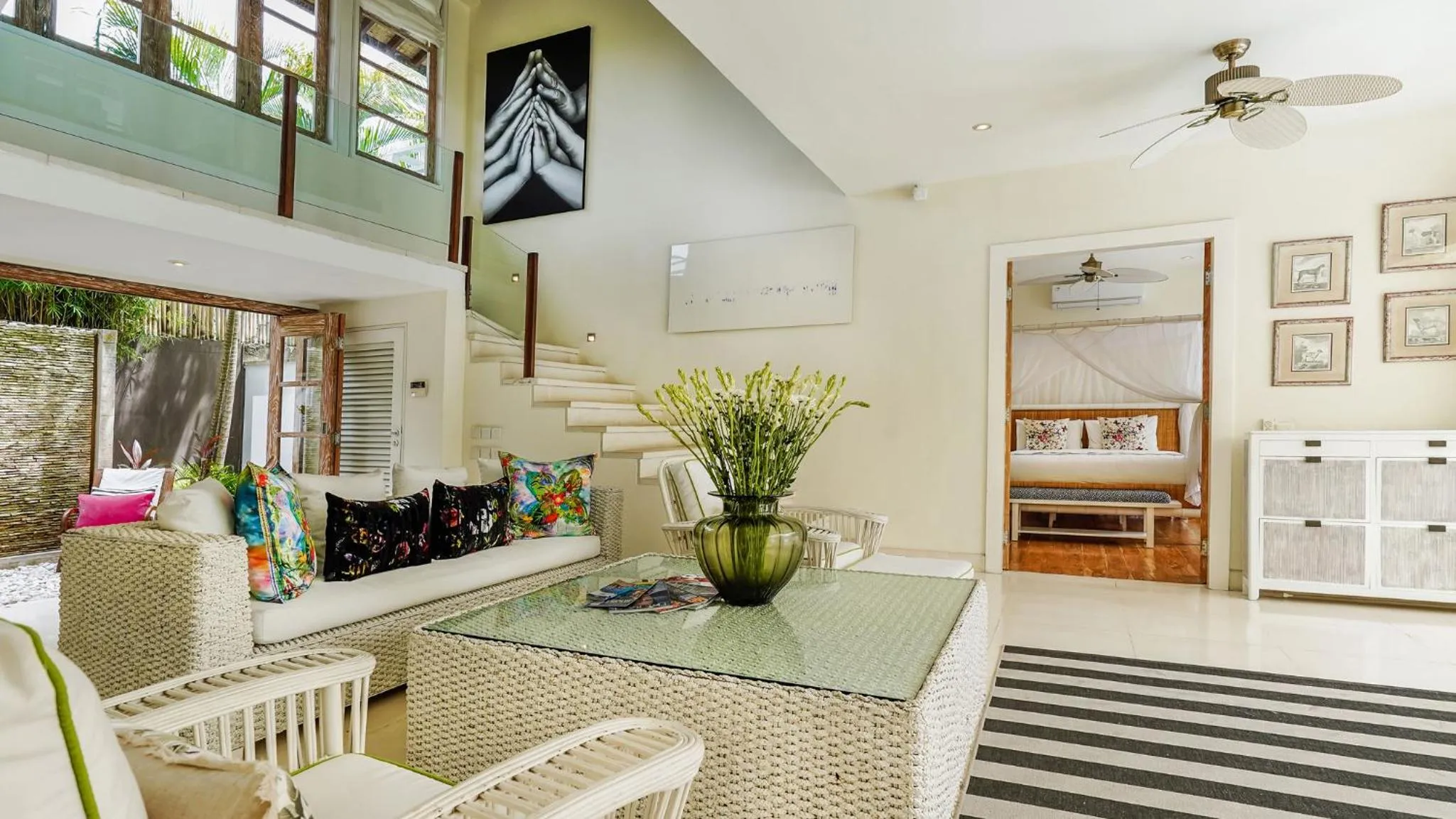 Photo of the whole room in Villa Jajaliluna