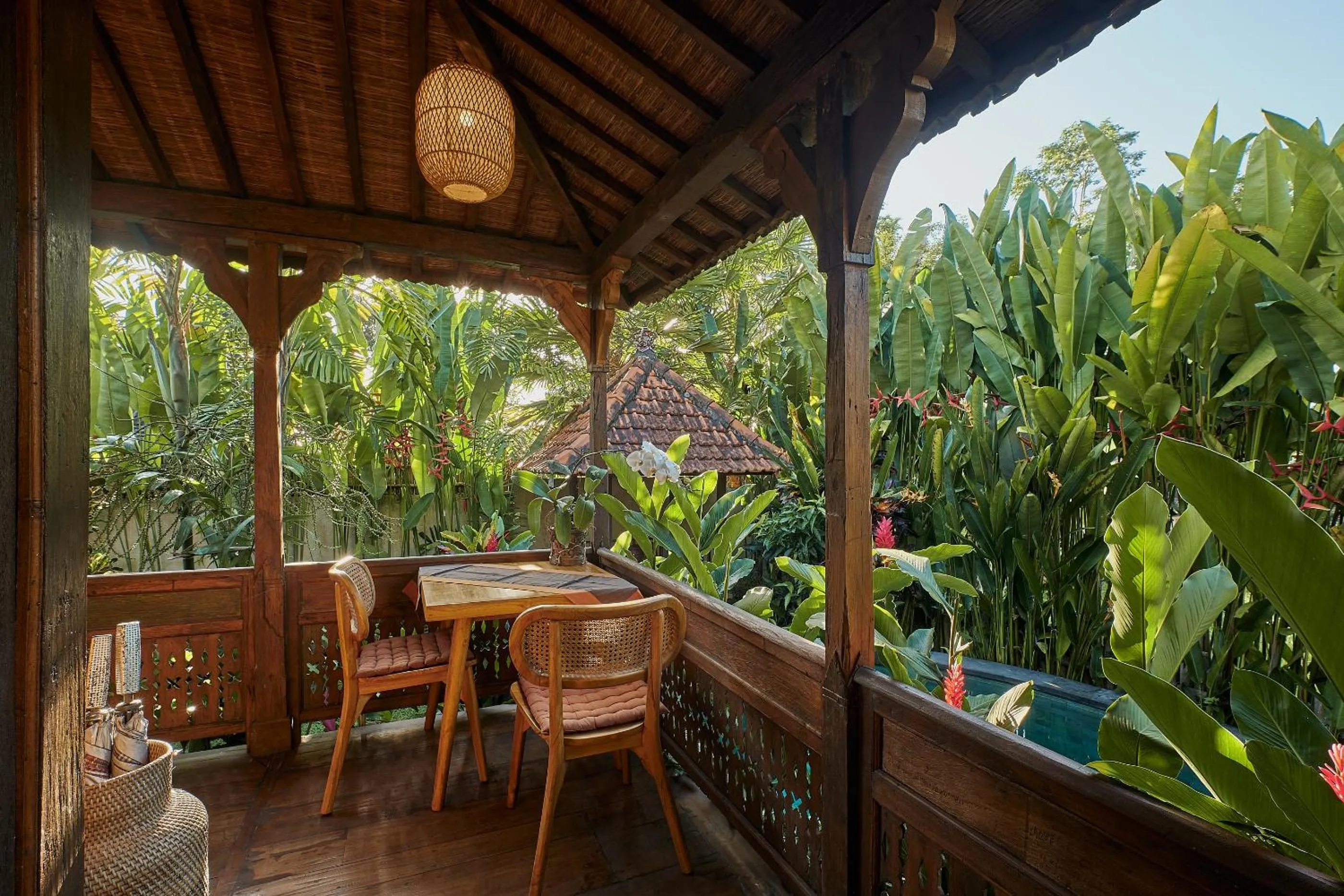 Balcony/Terrace in Kawan Antique Ubud Villa