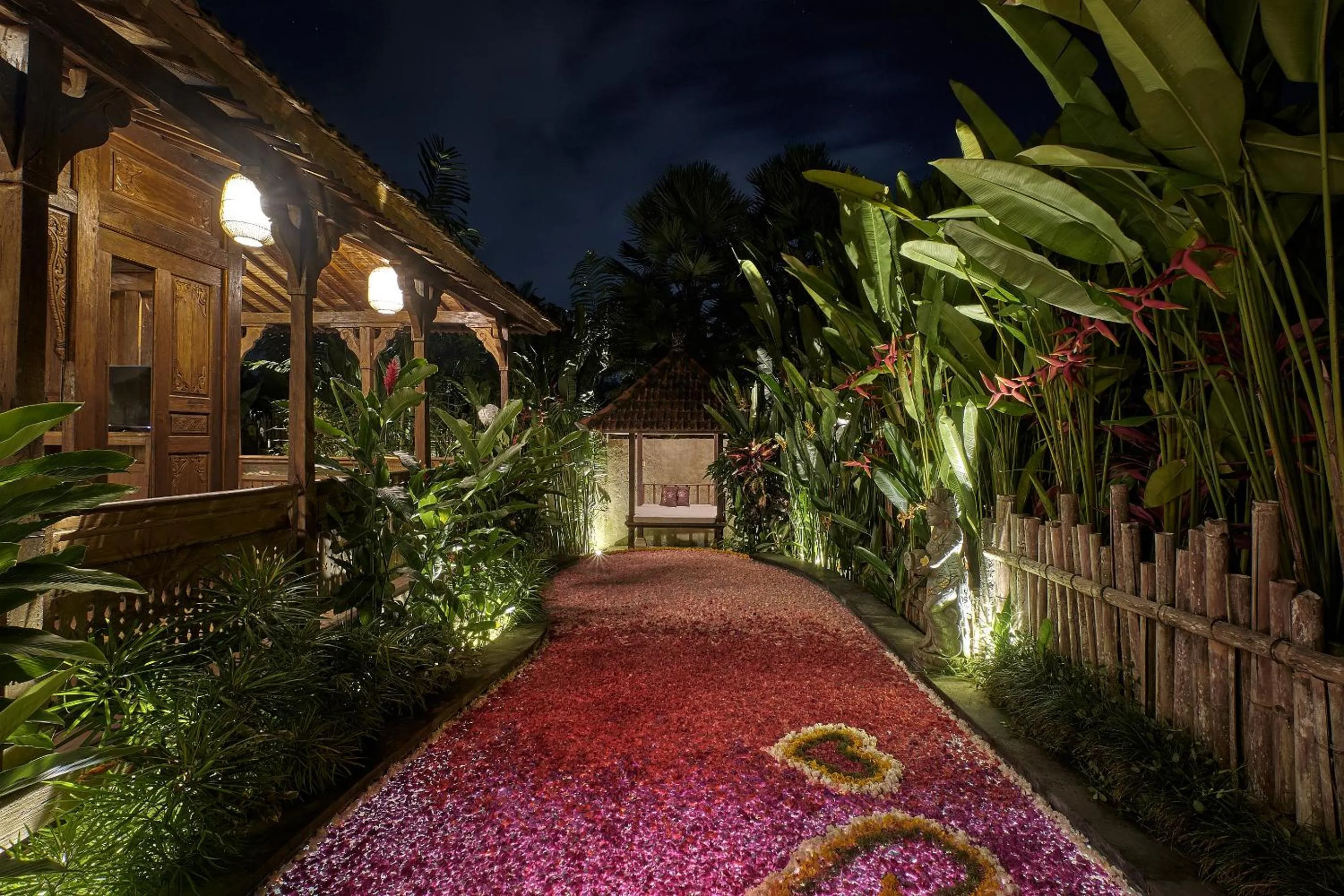 Pool view in Kawan Antique Ubud Villa