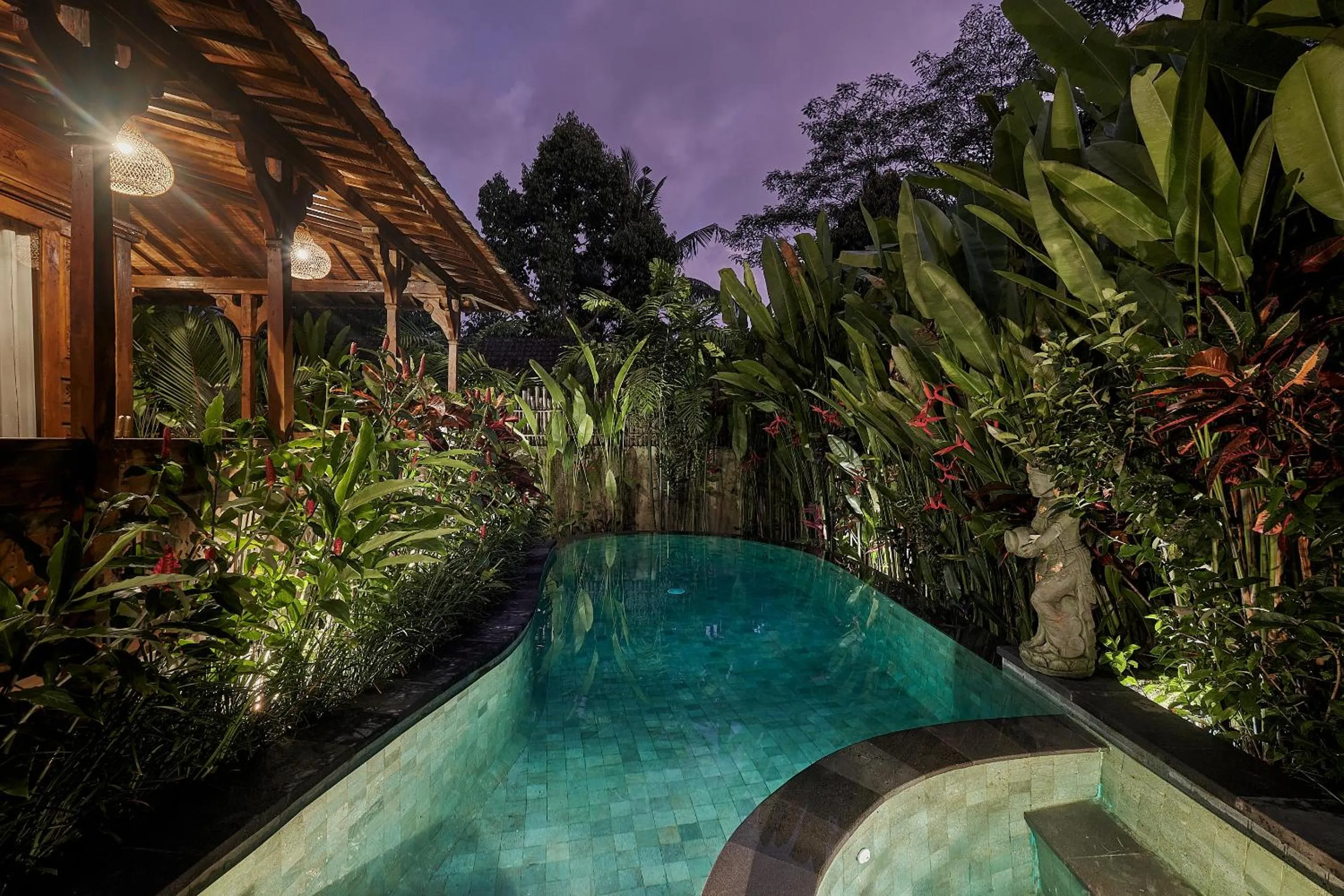 Swimming pool in Kawan Antique Ubud Villa