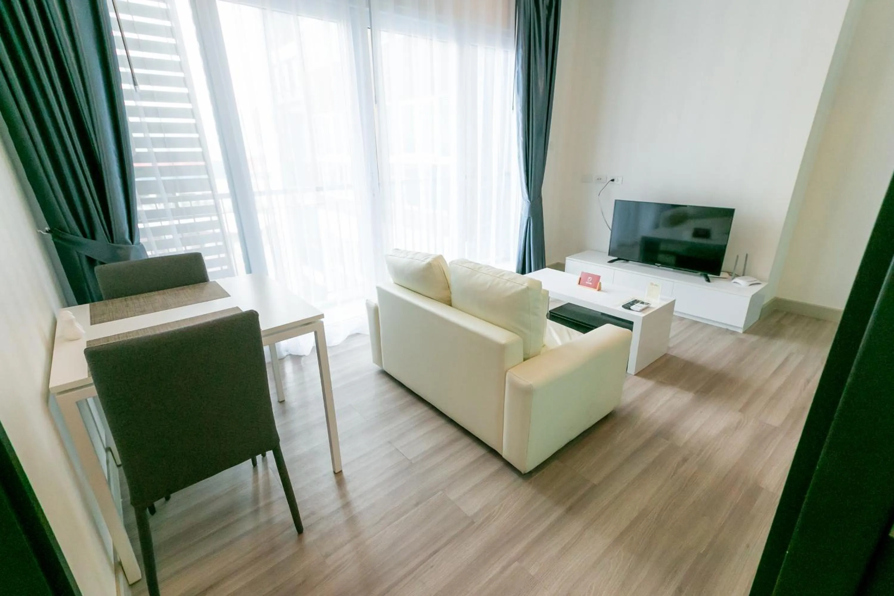 Living room in Locals Prio ChiangMai Central Airport Plaza