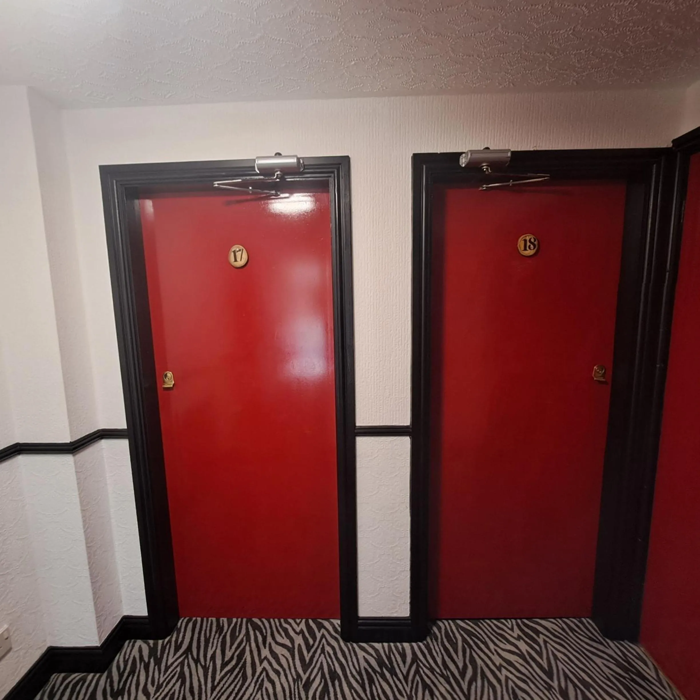 Area and facilities in Boathouse Hotel