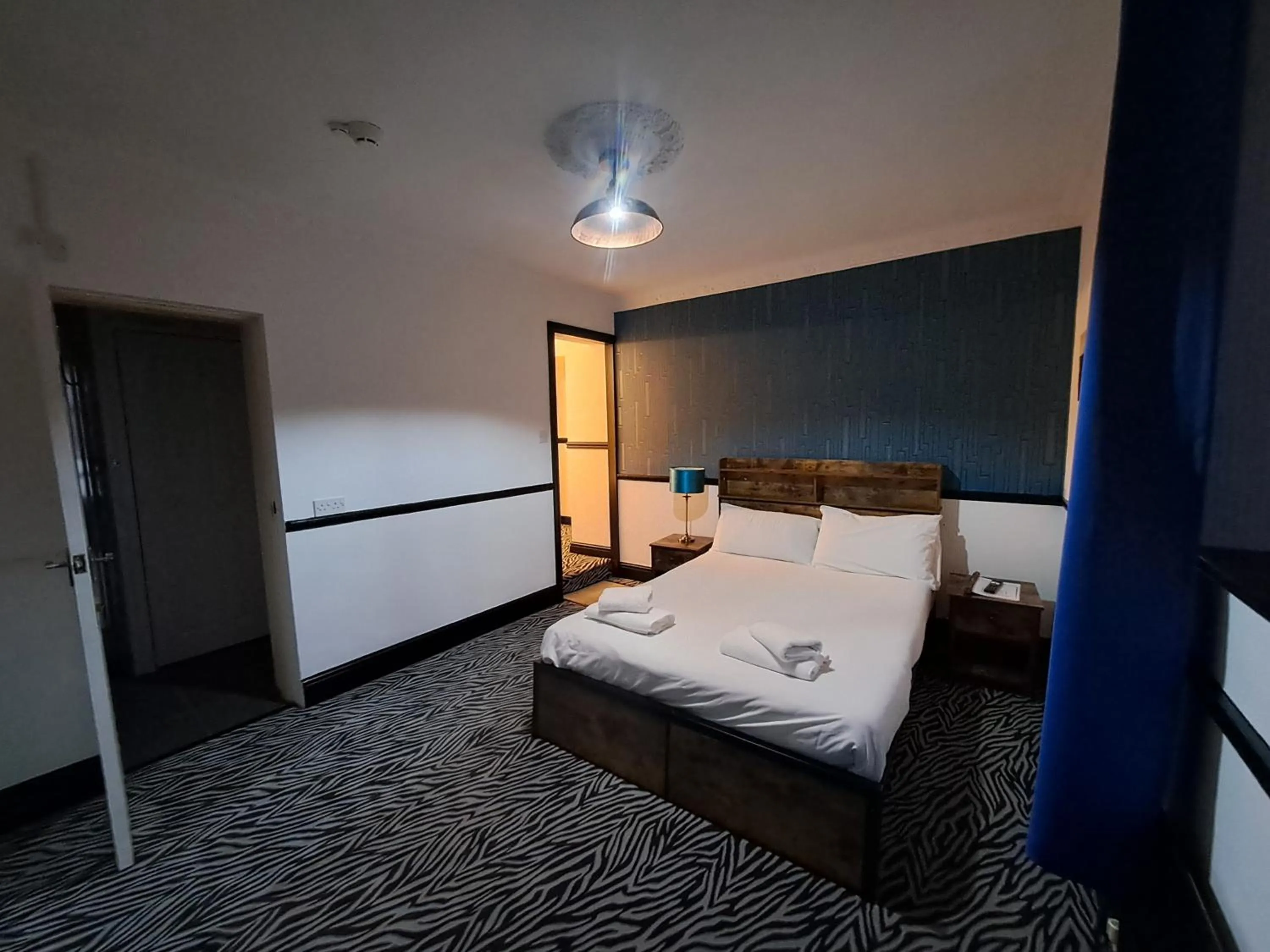 Bed in Boathouse Hotel