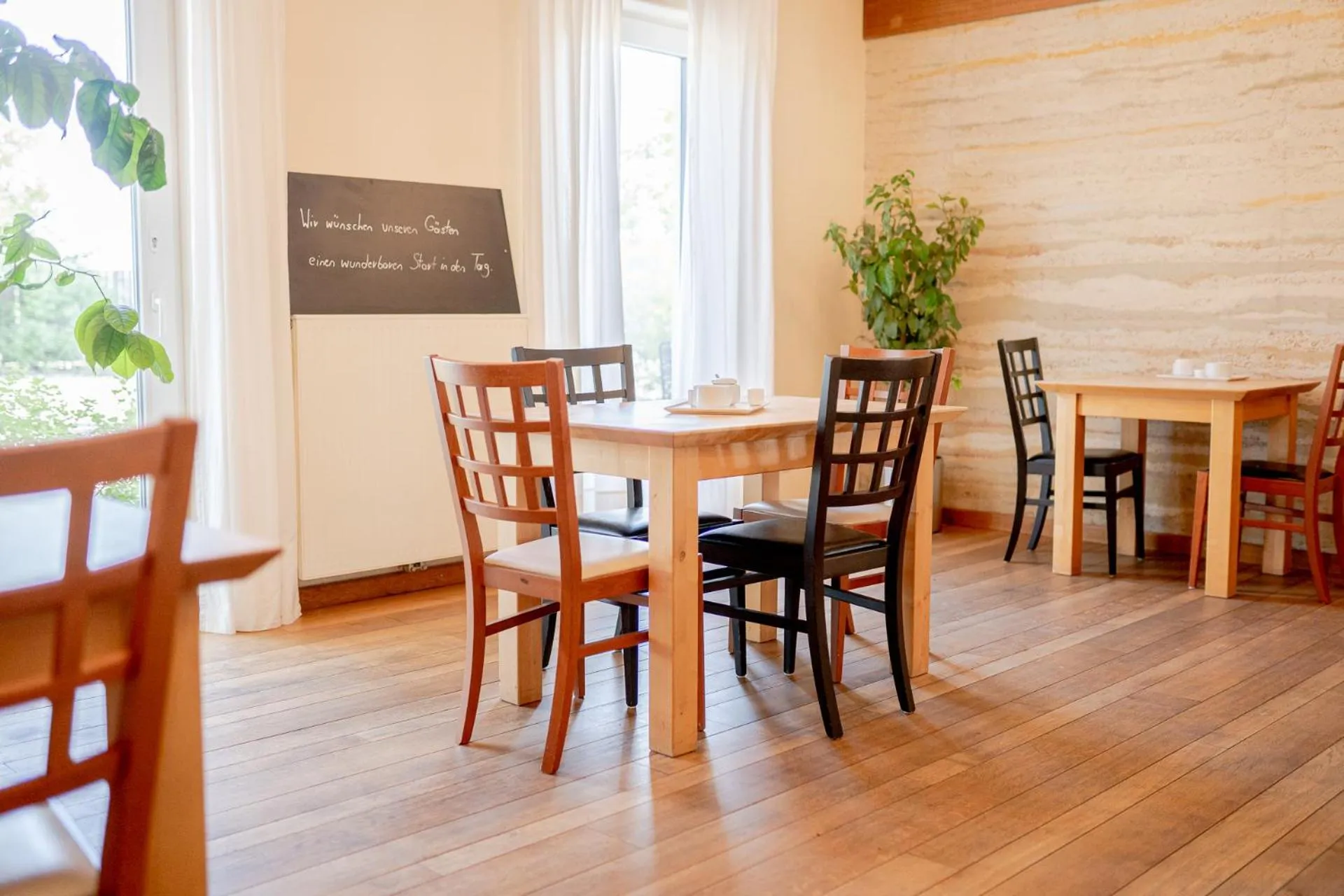 Restaurant/places to eat in Hotel Donau-Ries