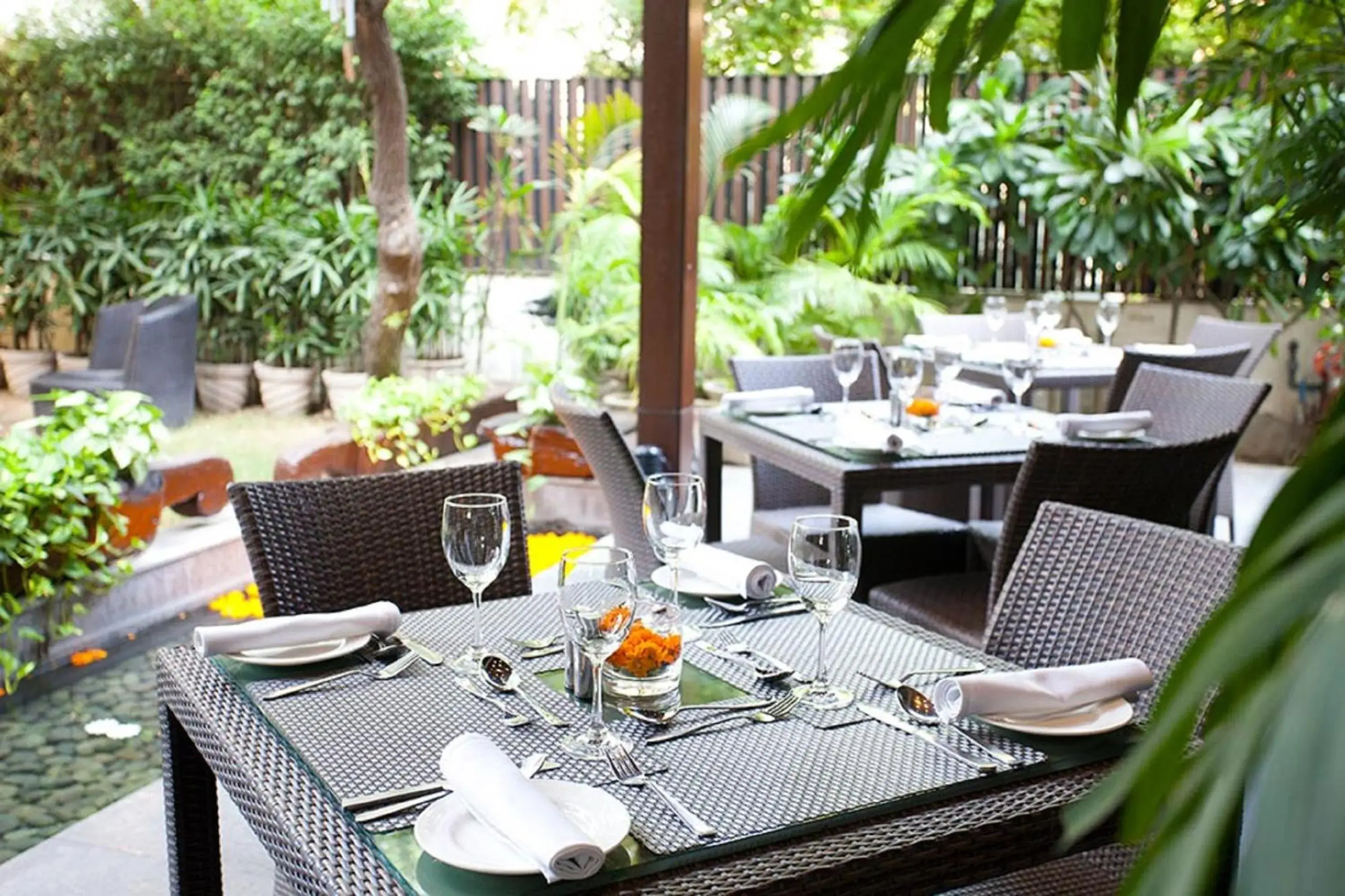 Restaurant/places to eat in Udman Hotel Panchshila Park Restaurant/places to eat in Udman Hotel Panchshila Park