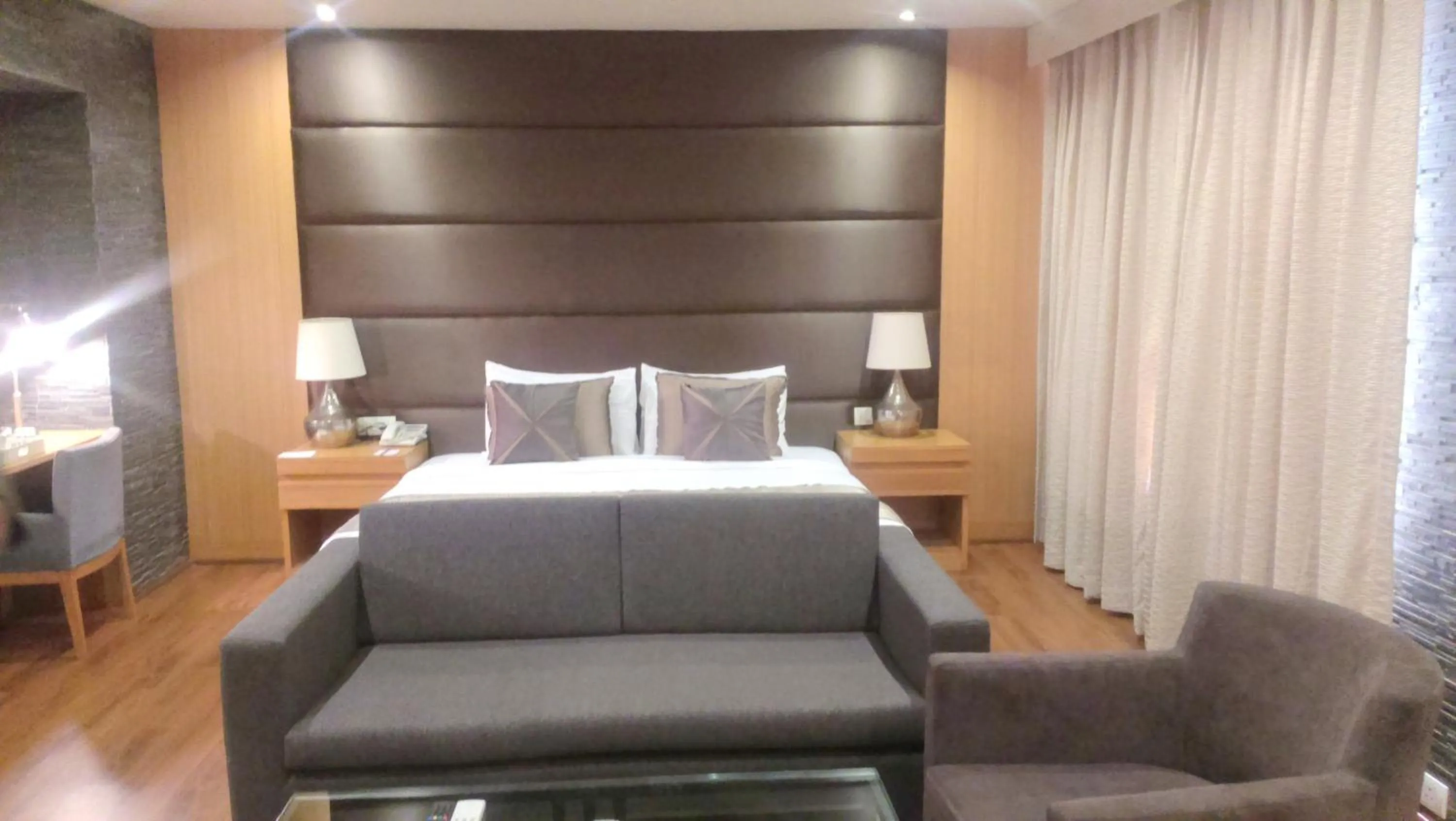 Bedroom, Bed in Udman Hotel Panchshila Park